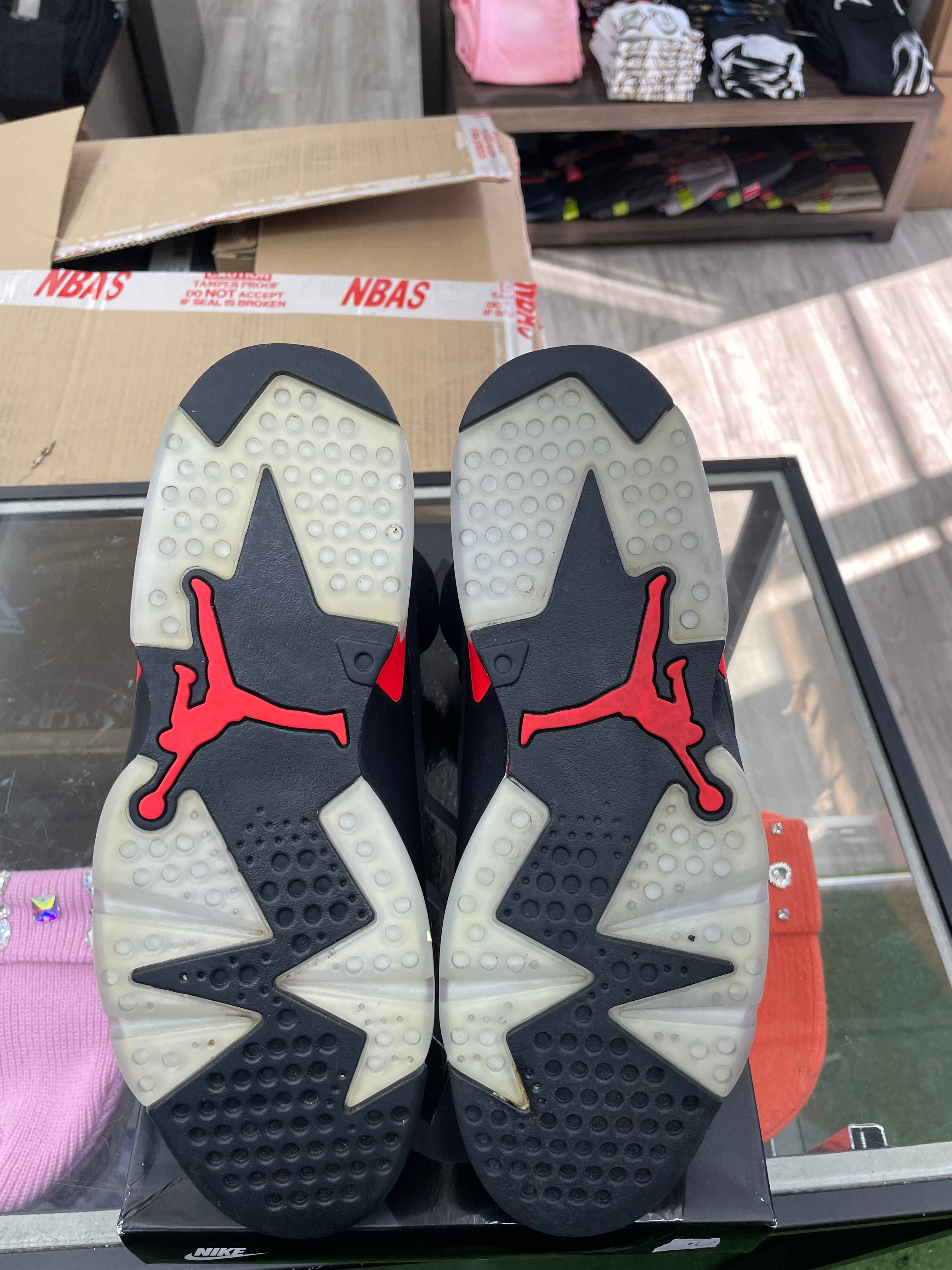 Air Jordan Retro 6 “Infared” *Size 11 Preowned*