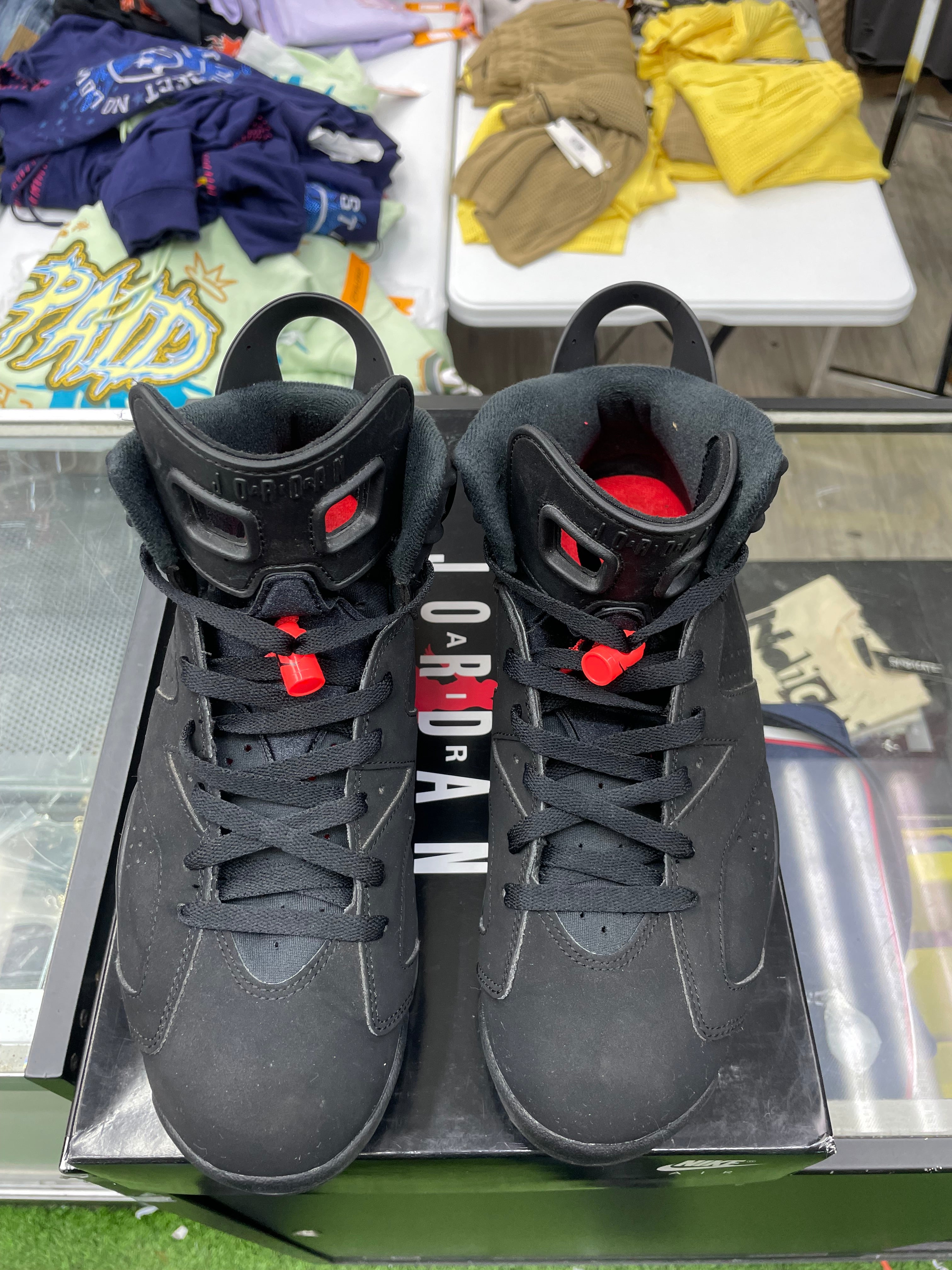 Air Jordan Retro 6 “Infrared” *Size 9.5 Preowned*