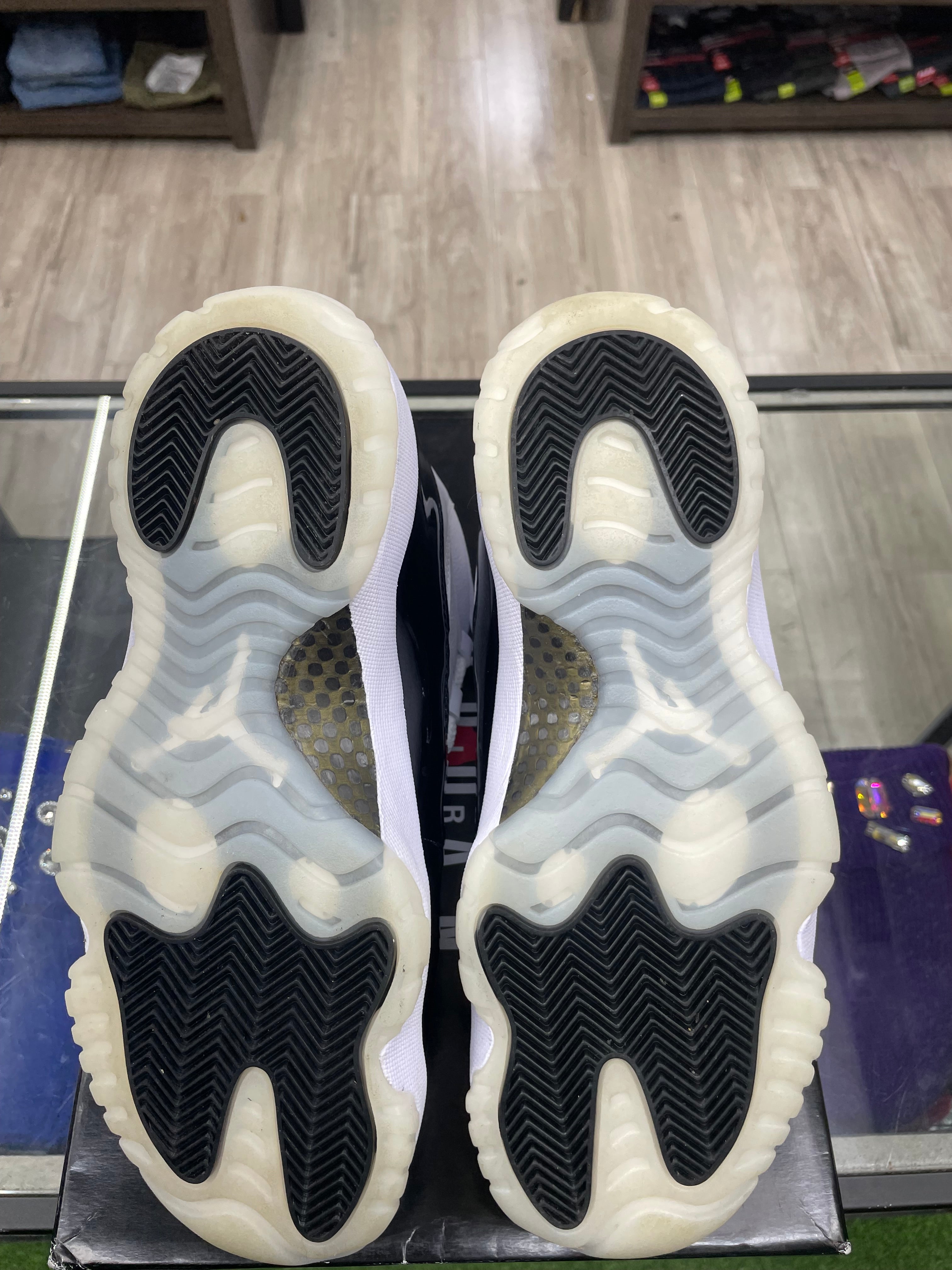 Air Jordan Retro 11 “Dmp Gratitude” *Size 9.5 Preowned*