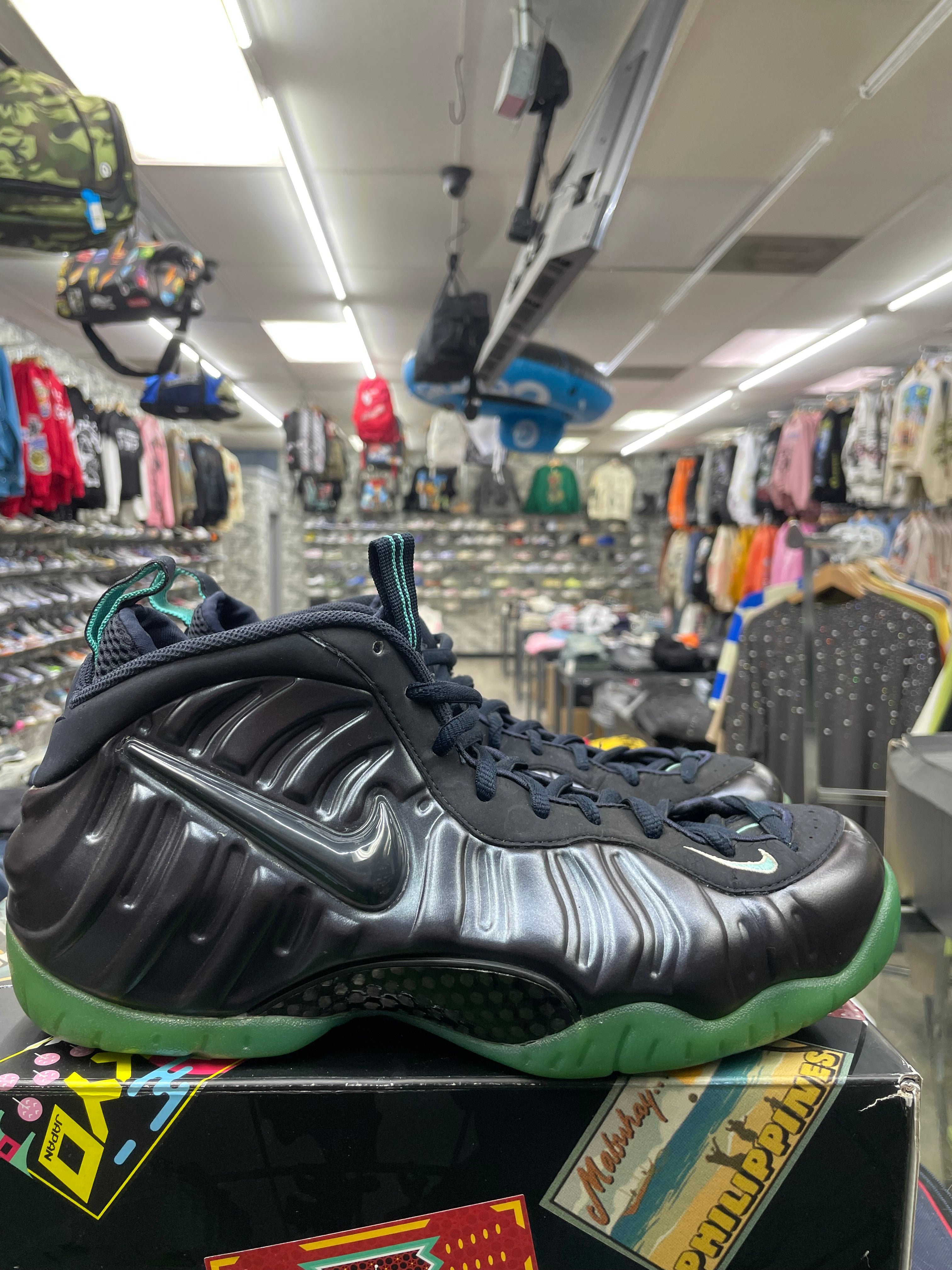 Nike Air Foamposite Pro “Dark Obisidian ” *Size 11 Preowned*