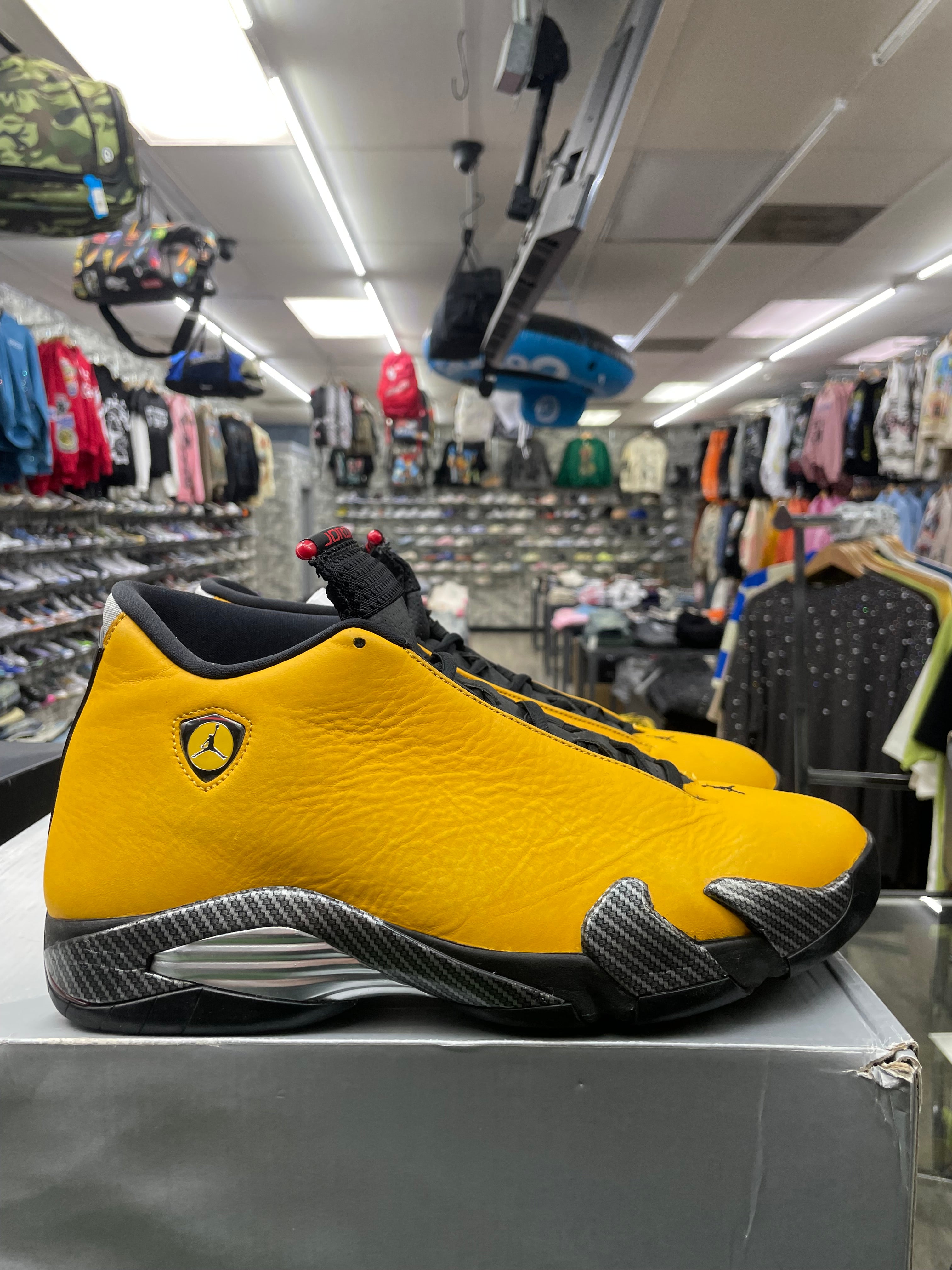 Air Jordan Retro 14 “University Gold” *Size 12 Preowned*