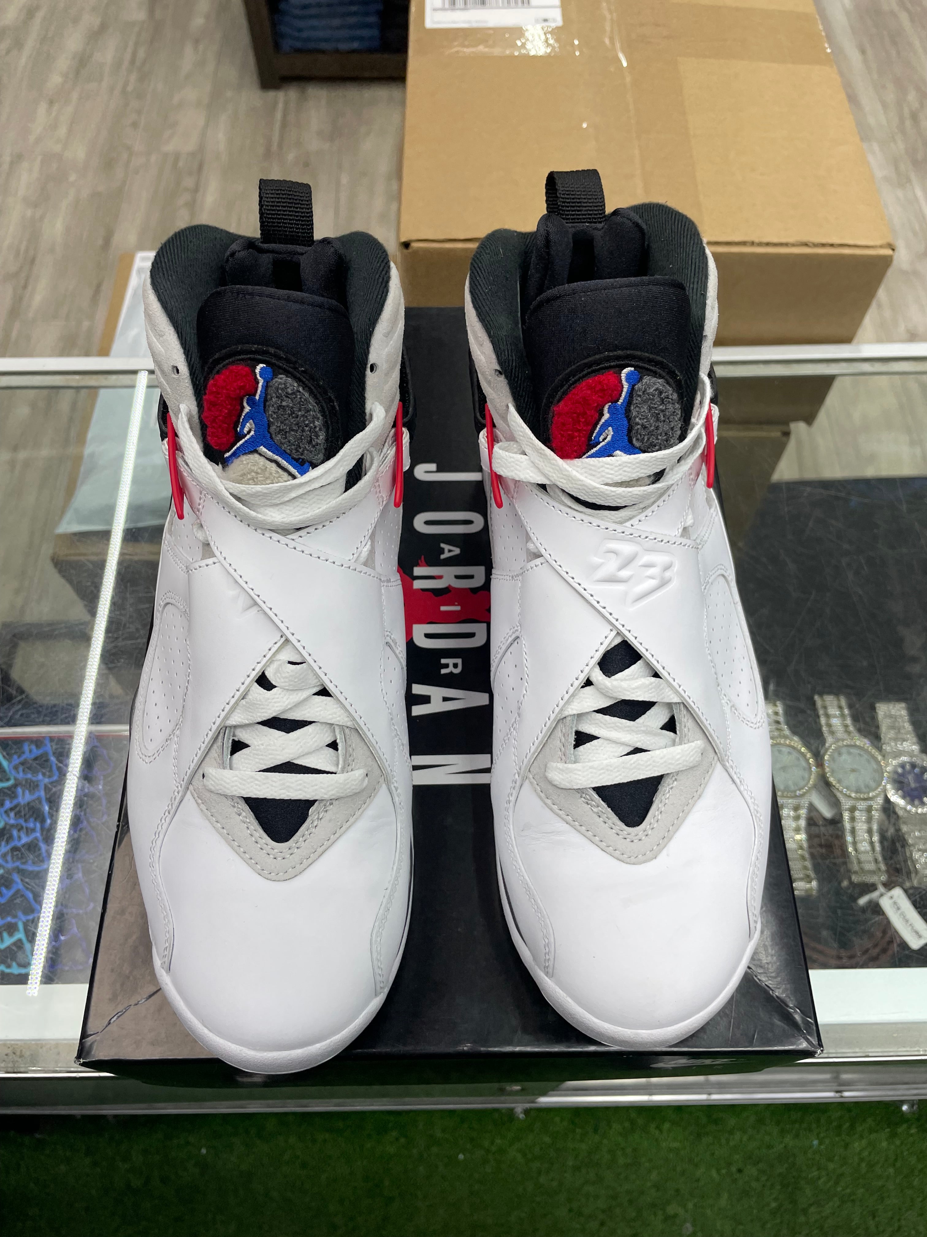 Air Jordan Retro 8 “Bugs Bunny” *Size 9 Preowned*