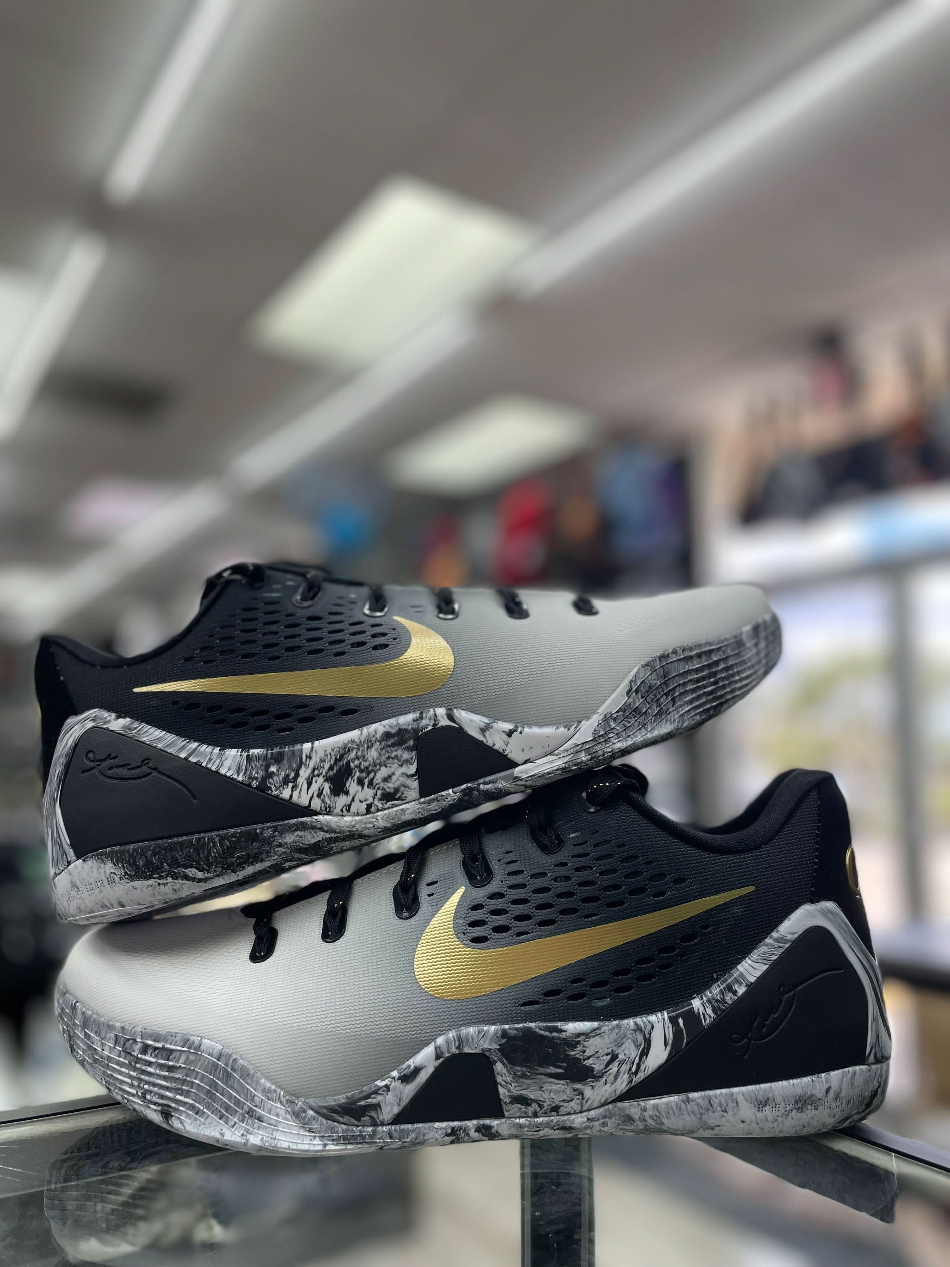 Nike Kobe 9 Em Low “Protro Mambacita”