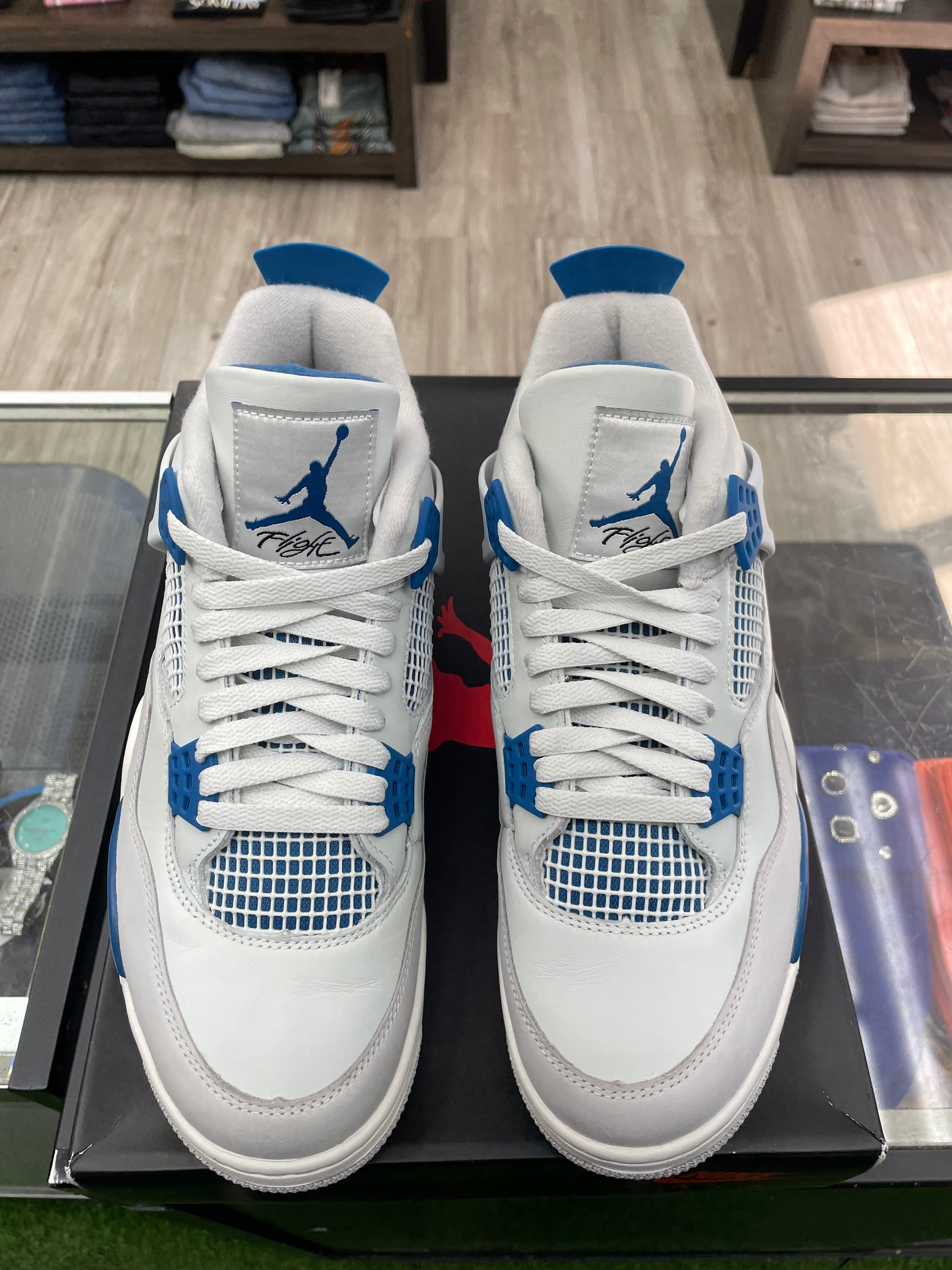 Air Jordan Retro 4 “Military Blue” *Size 10 Preowned*