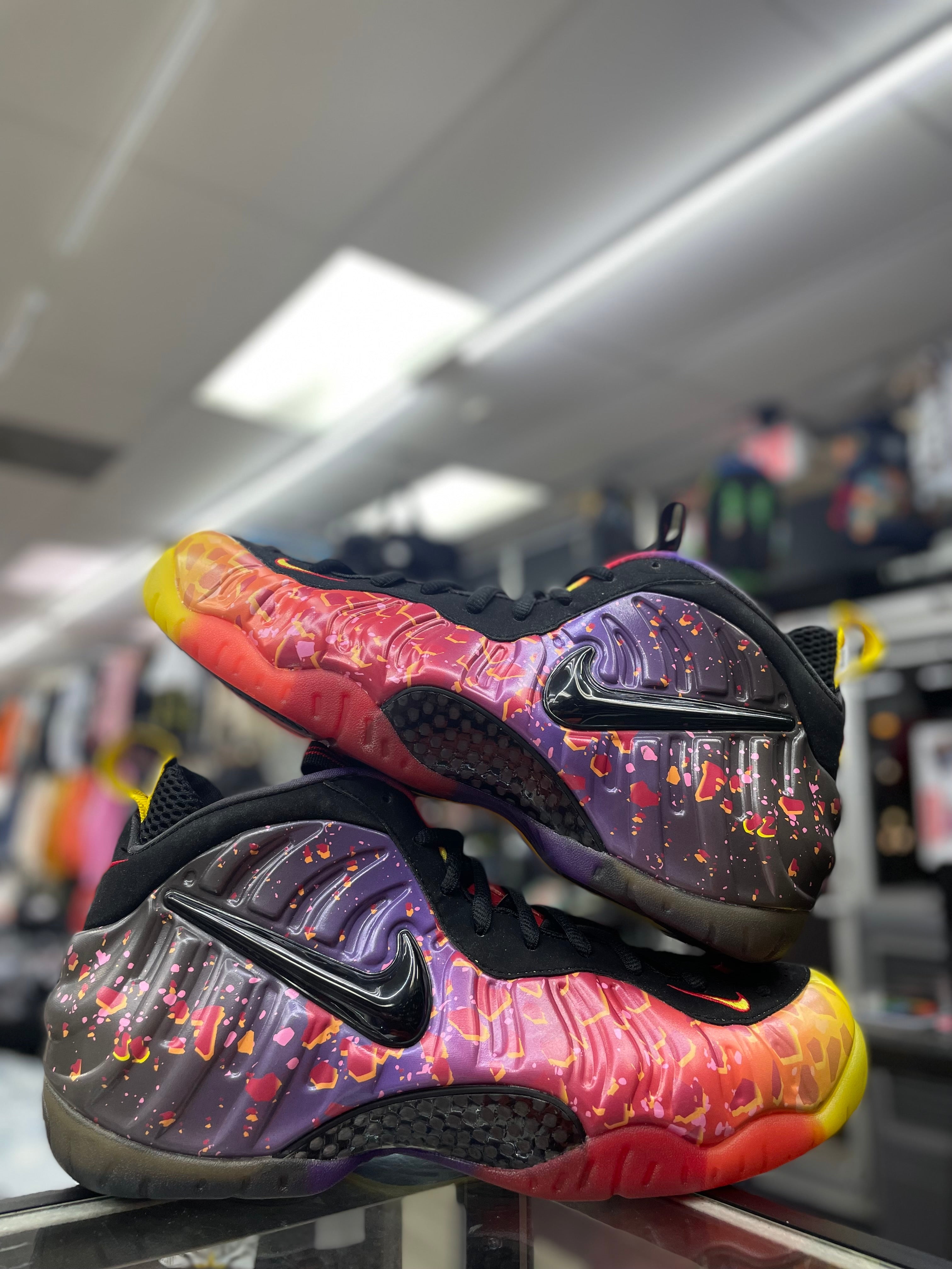 Nike Air Foamposite Pro “Area 72 Asteroid”