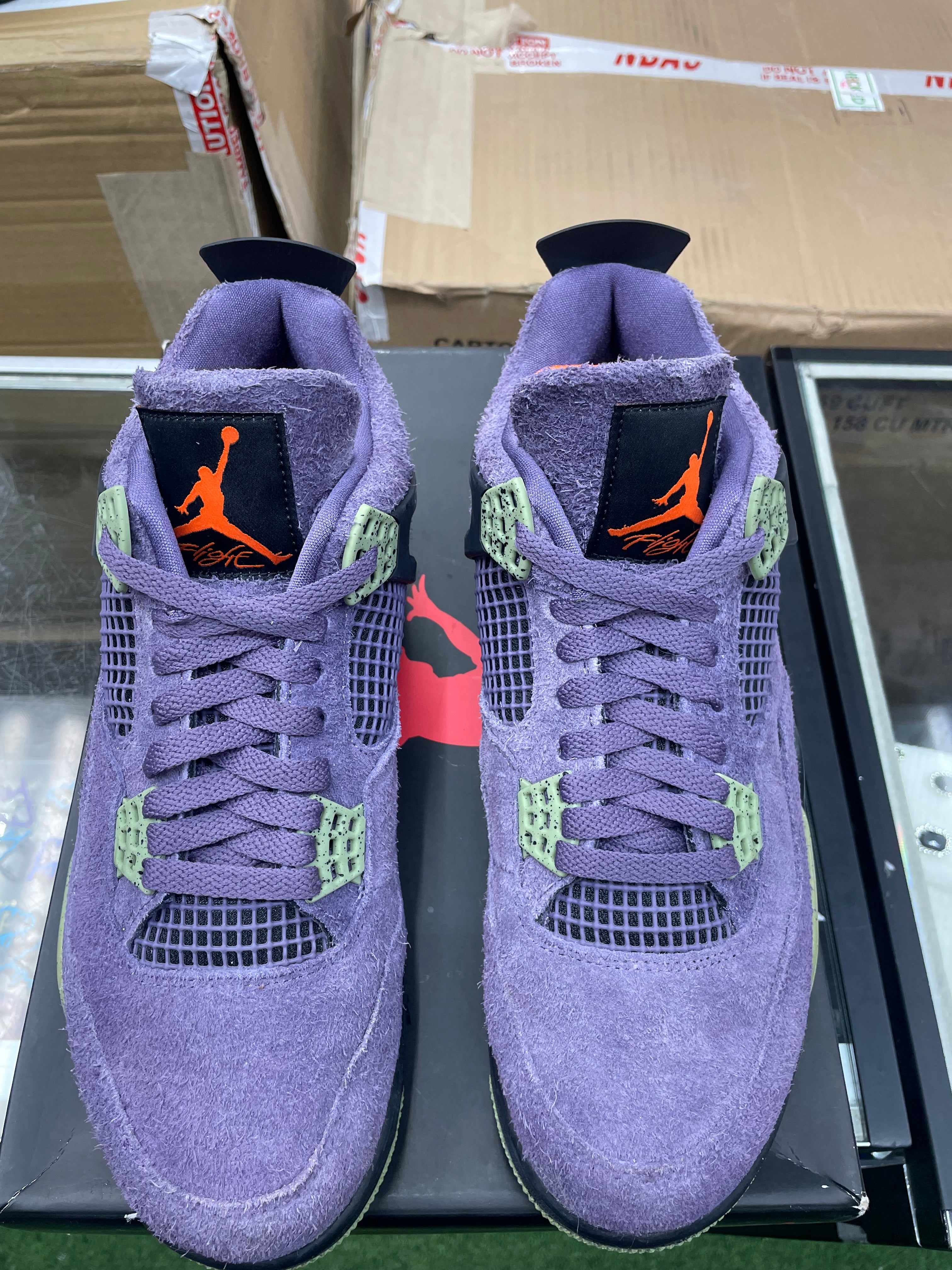 Air Jordan Retro 4 “Canyon Purple” *Size 10 Preowned*