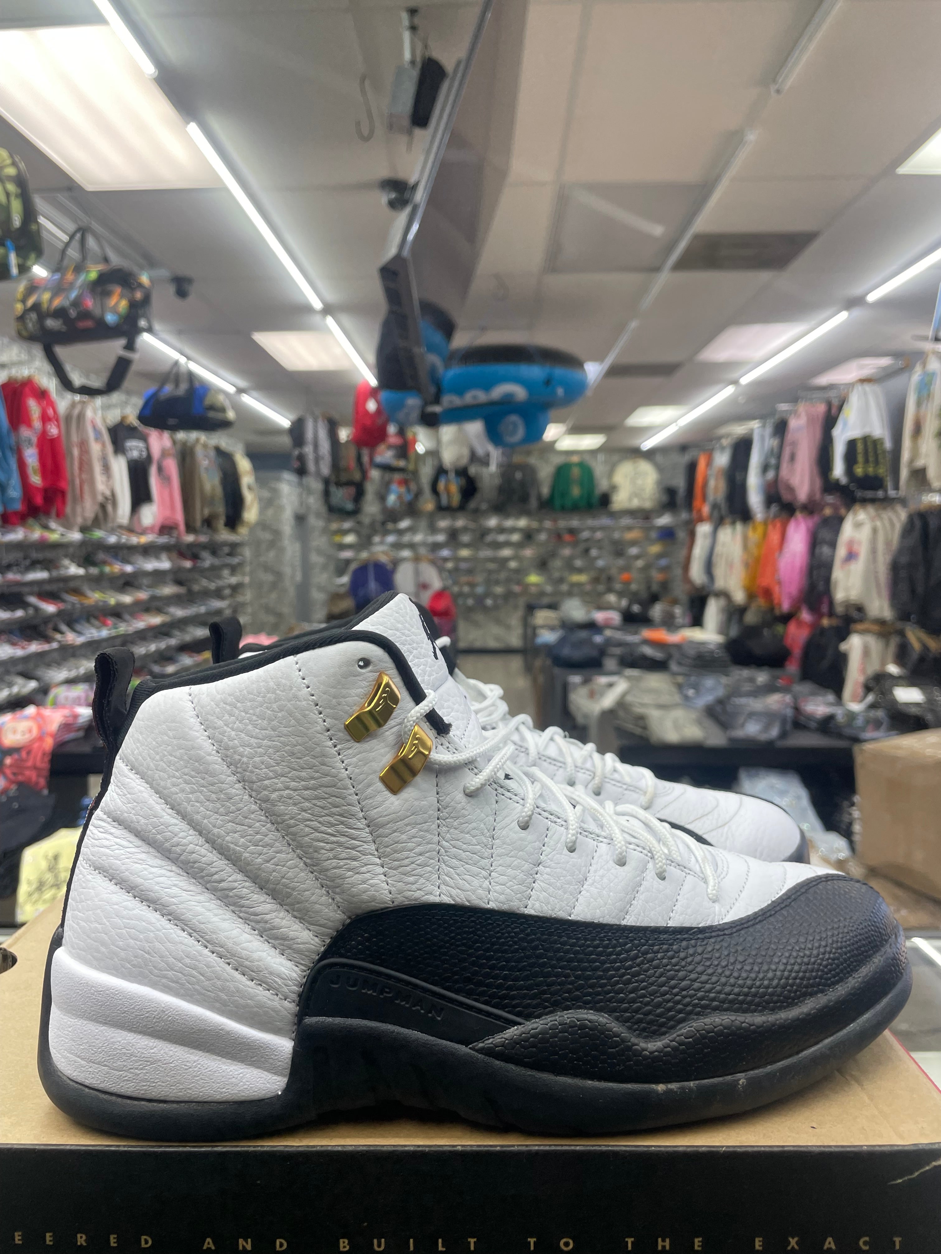 Air Jordan Retro 12 “Taxi” *Size 13 Preowned*