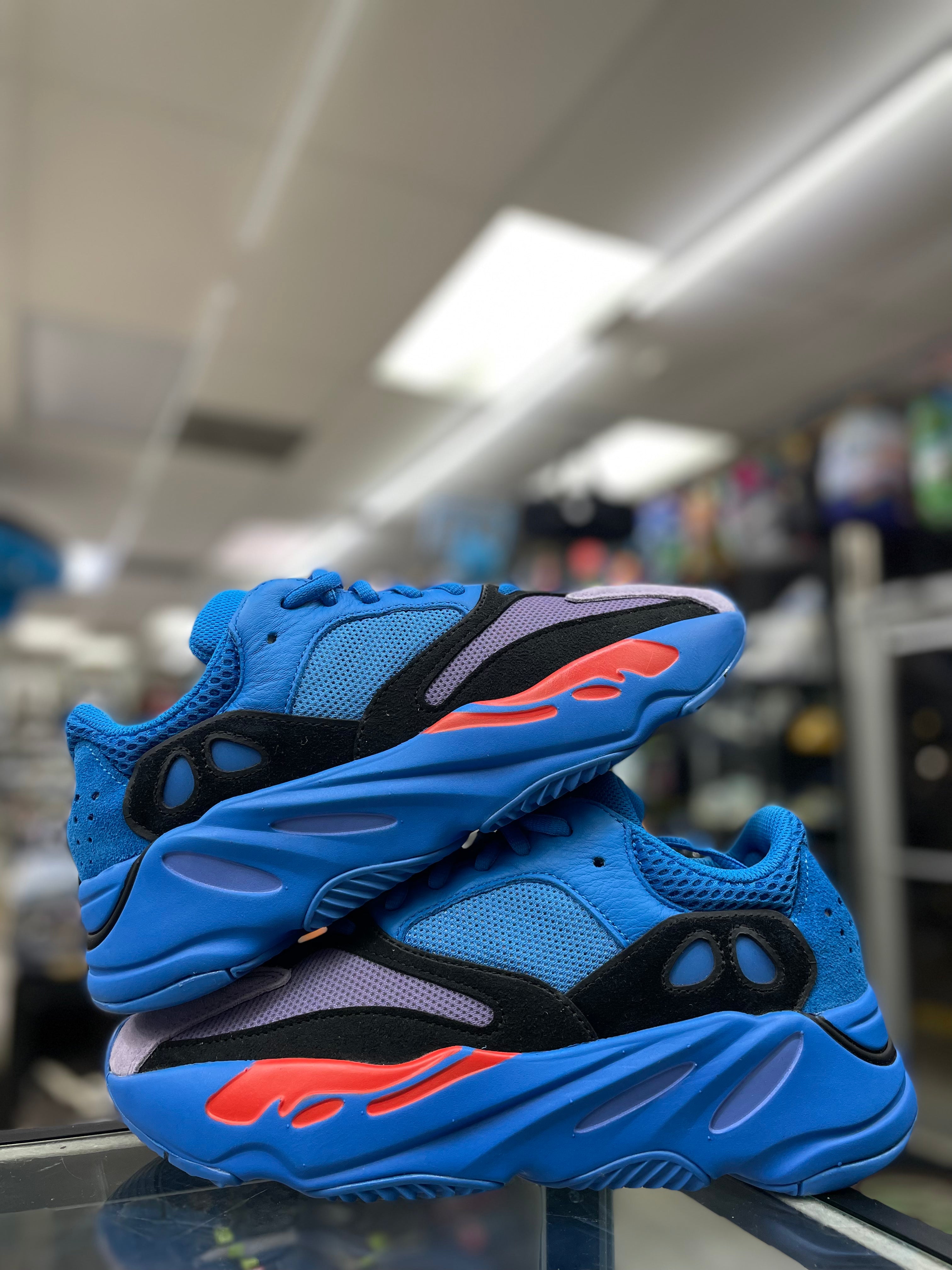 Yeezy Boost 700 “Hi-Res Blue” (HP6674)