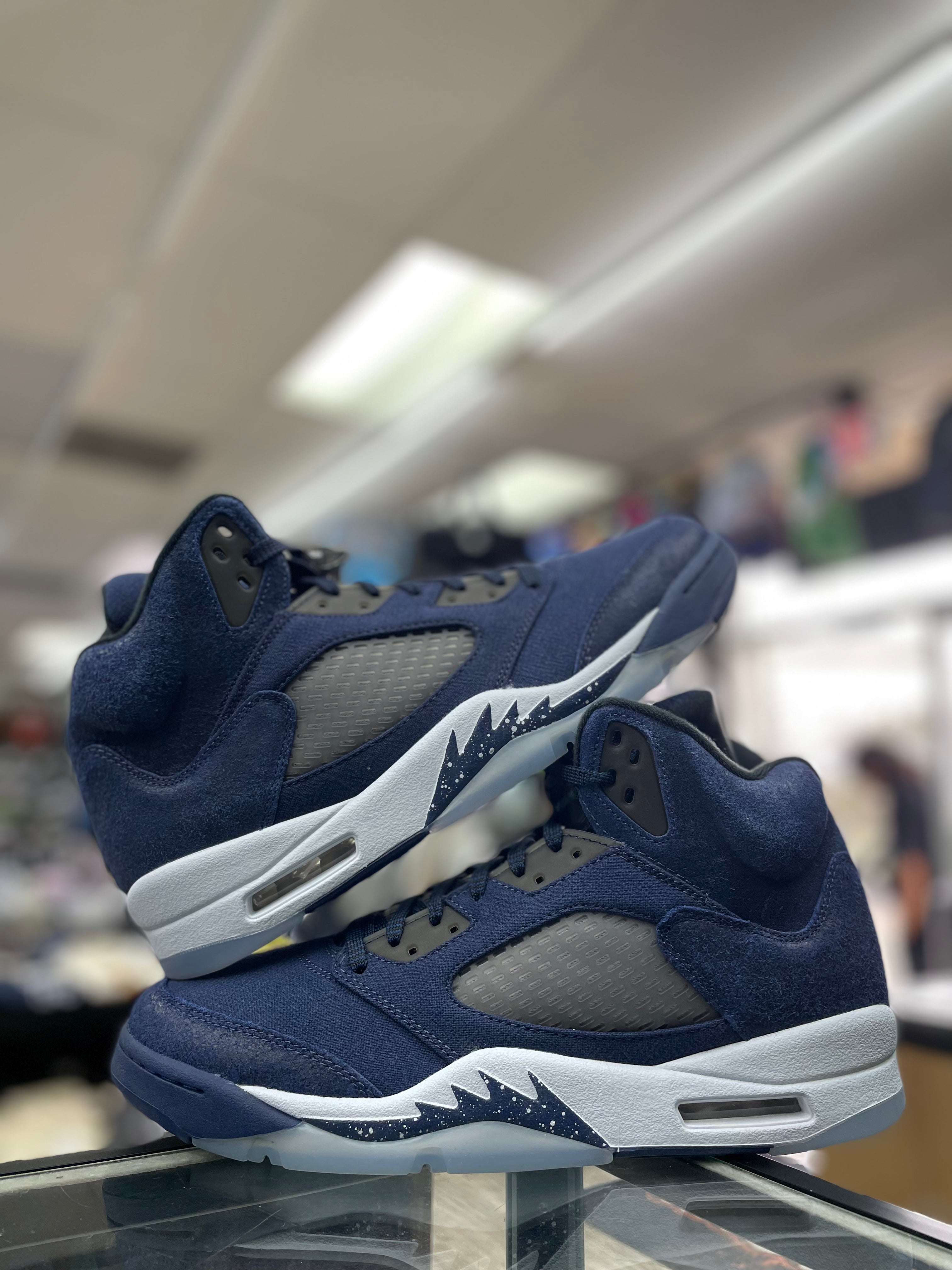 Air Jordan Retro 5 “Midnight Navy”