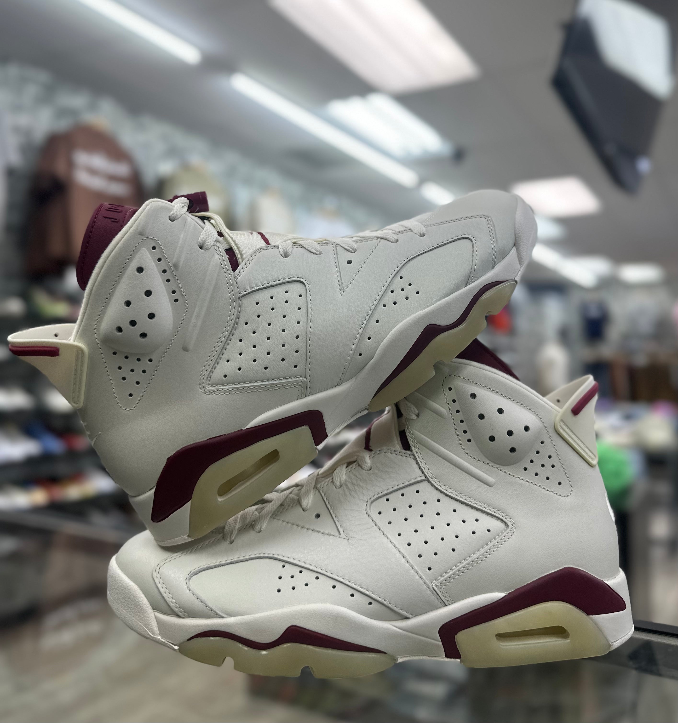 Jordan hot sale retro maroon