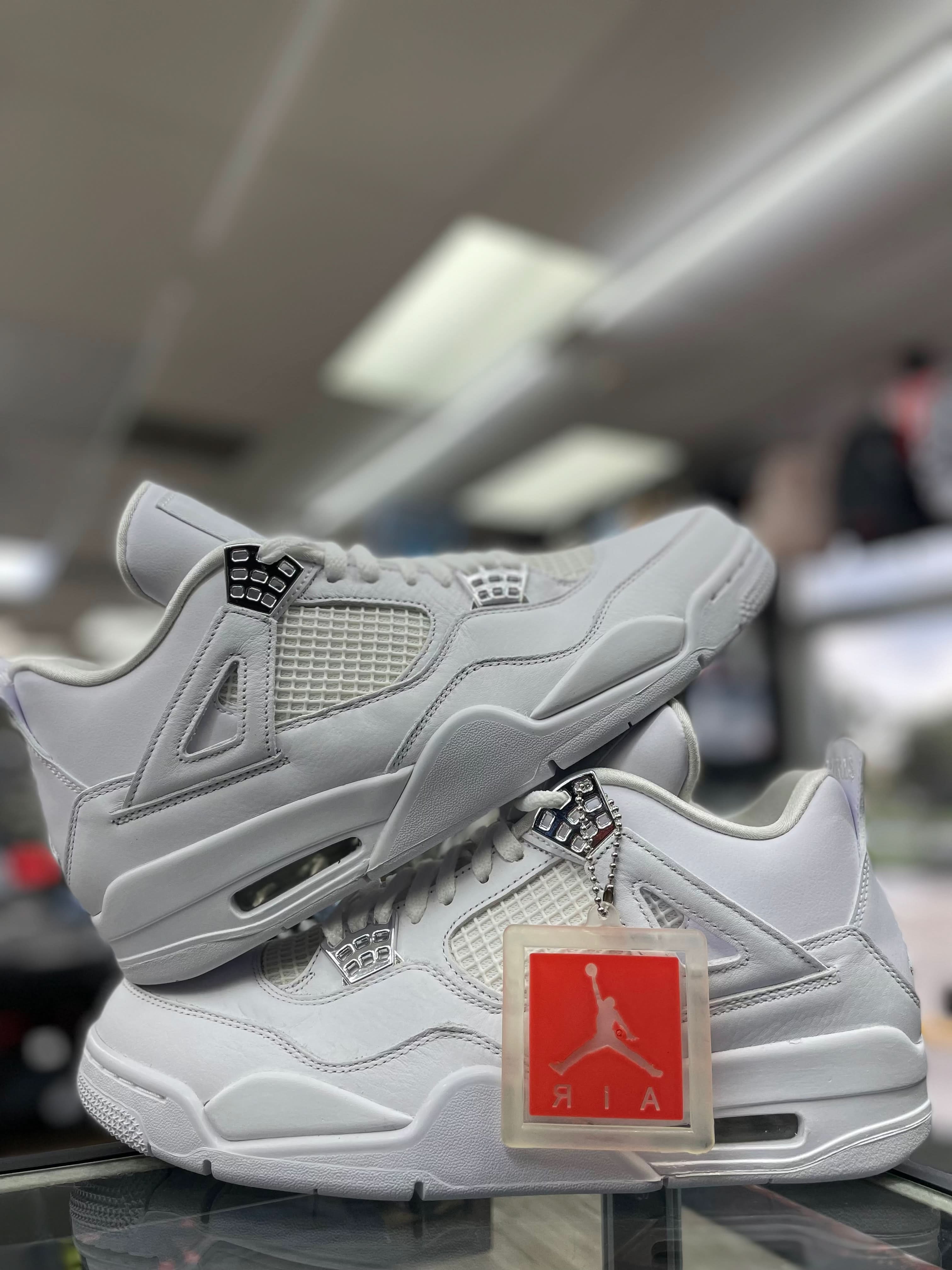 Air Jordan Retro 4 “Pure Money”