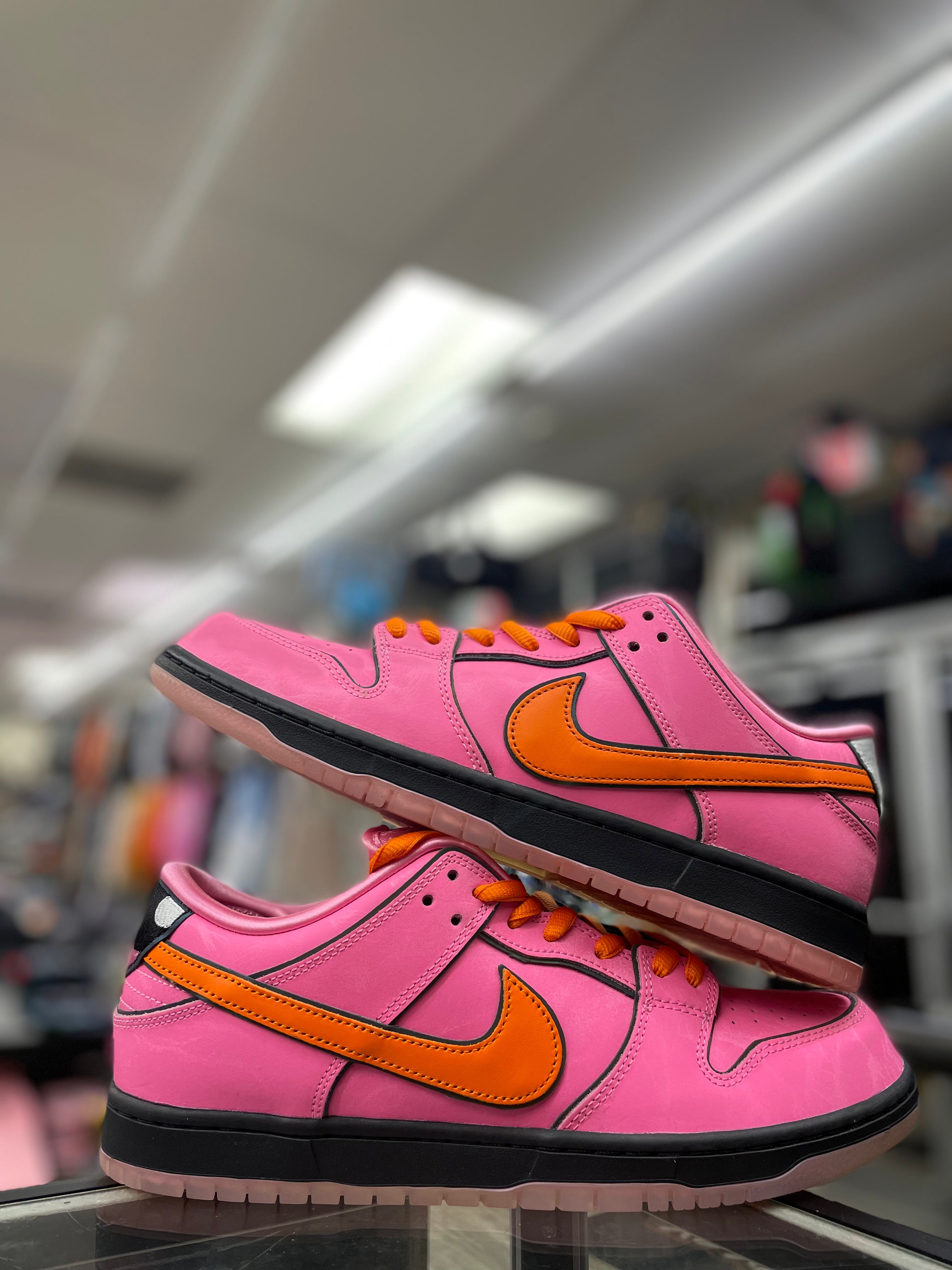 Nike SB Dunk Low “The Powerpuff Girls Blossom”