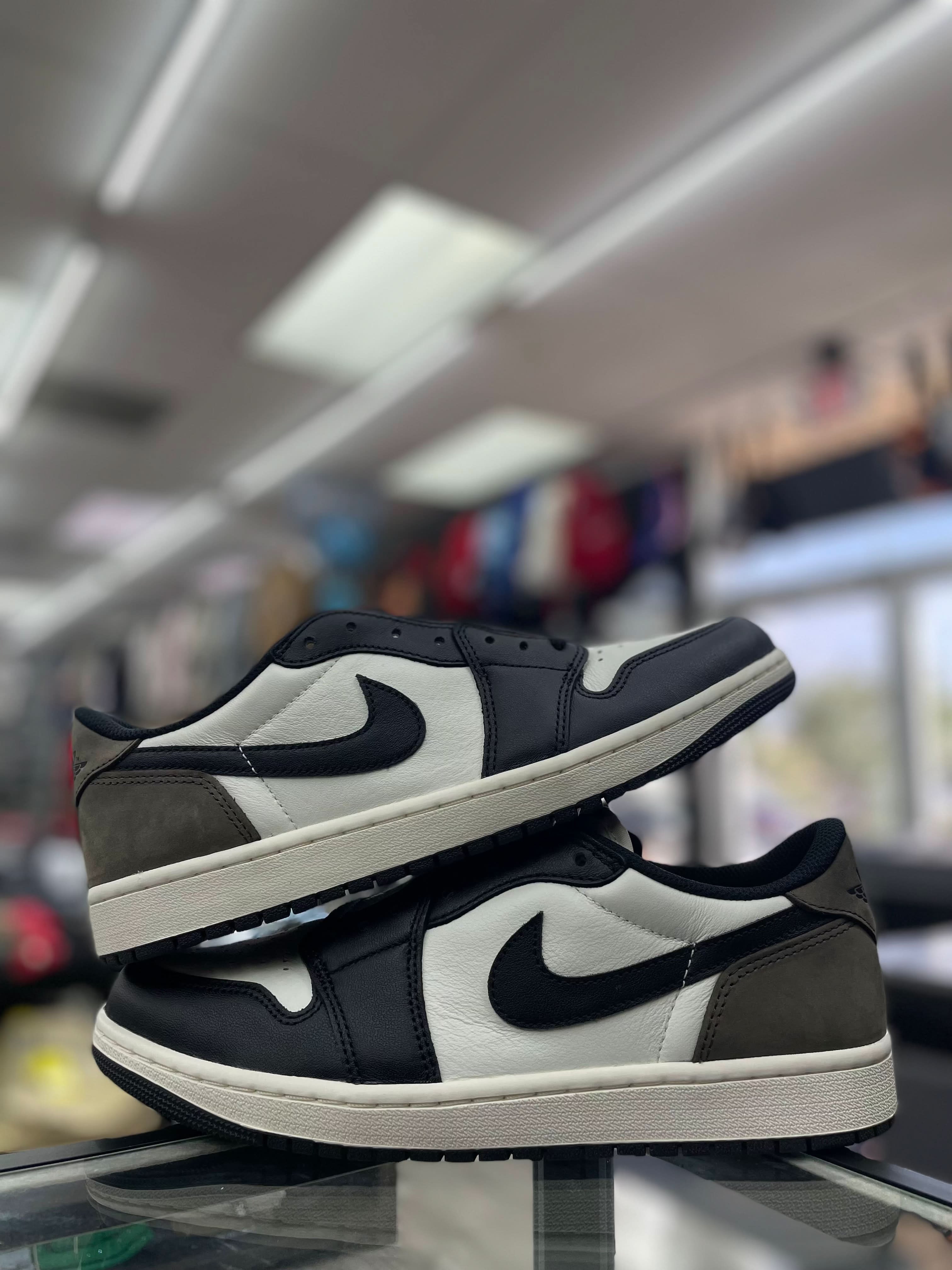 Air Jordan 1 Low “Mocha”