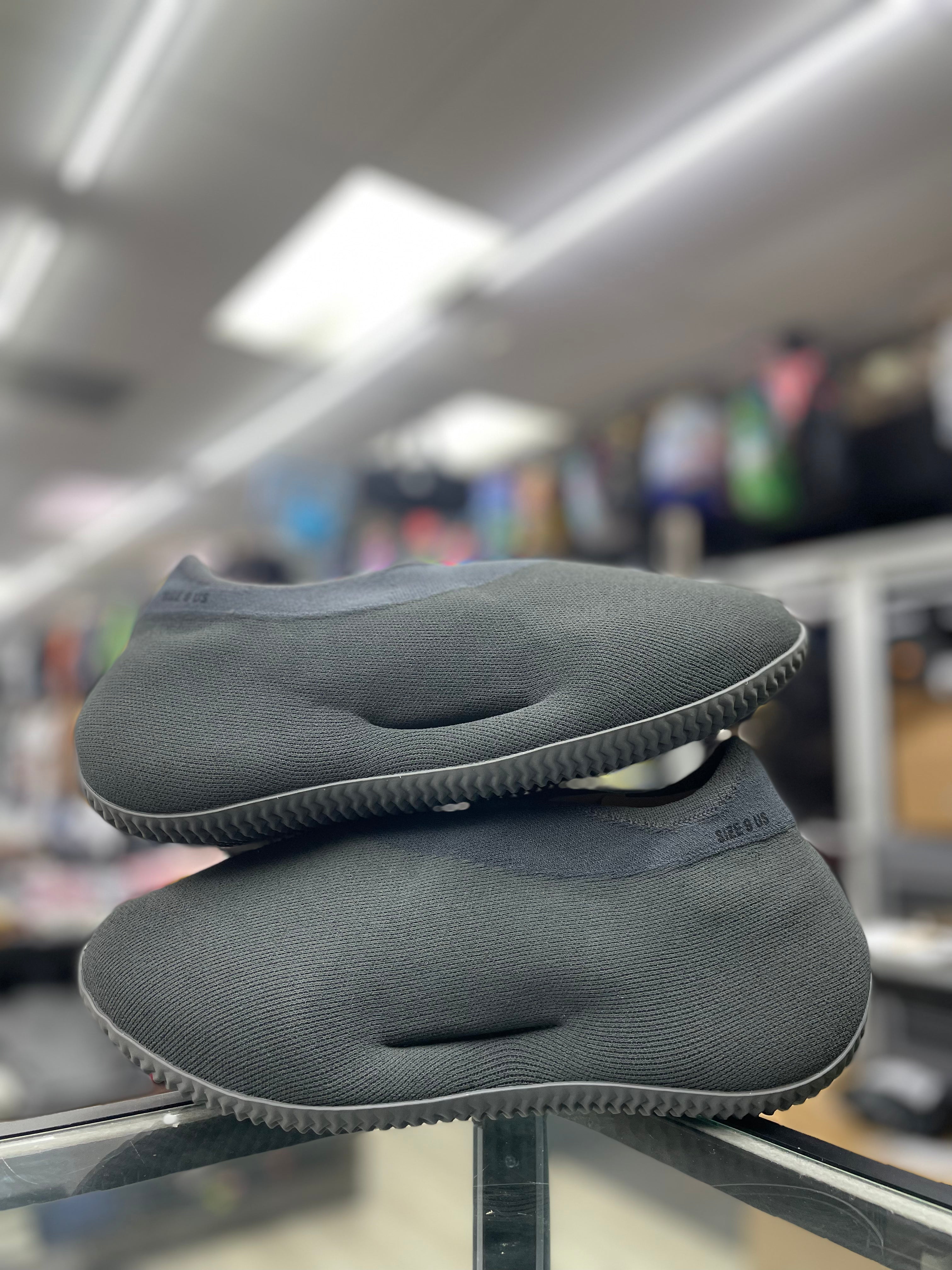 Yeezy Knit RNR “Stone Onyx” (IG7831)