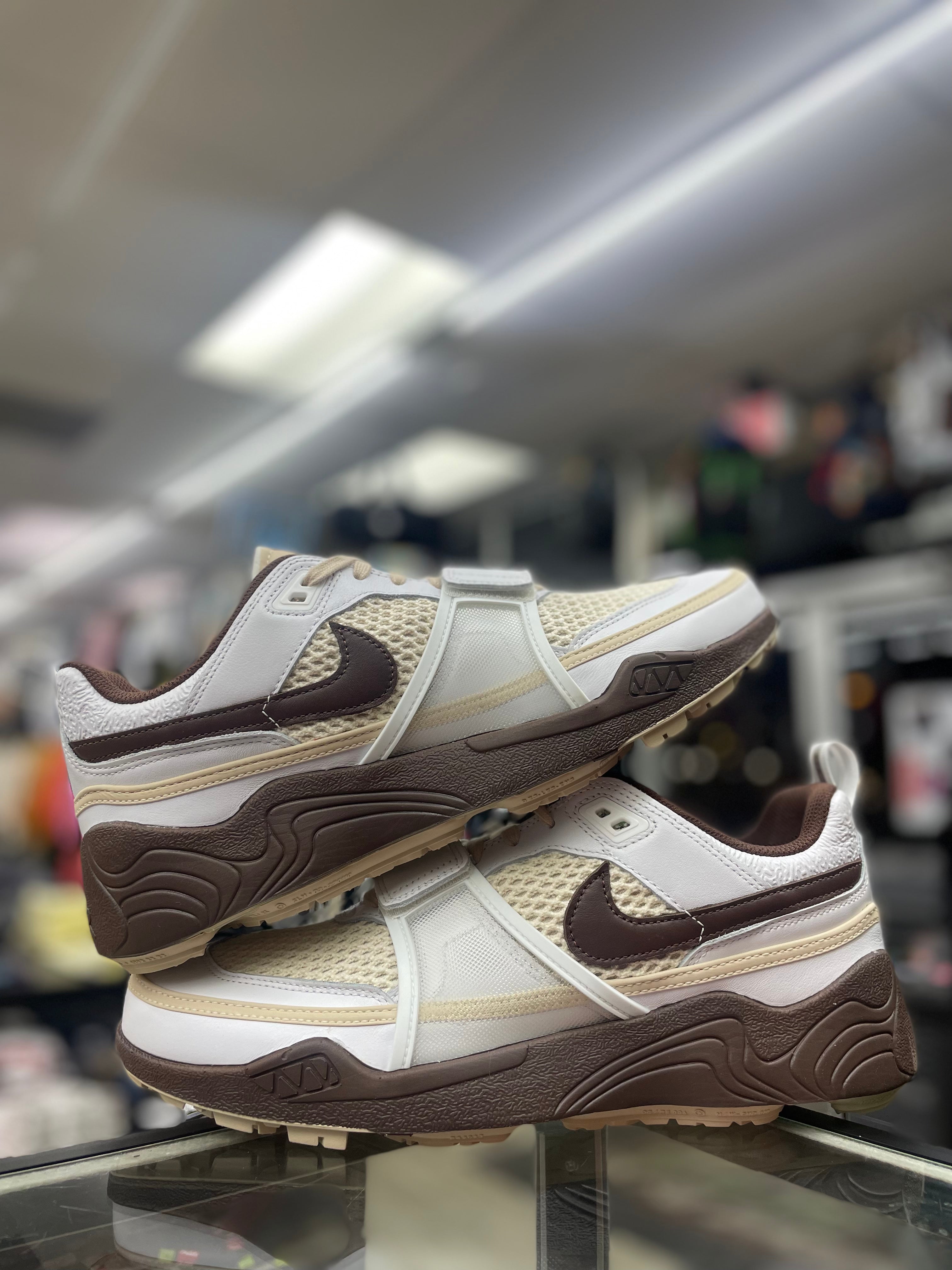 Nike Zoom Field Jaxx “Travis Scott Light Chocolate”