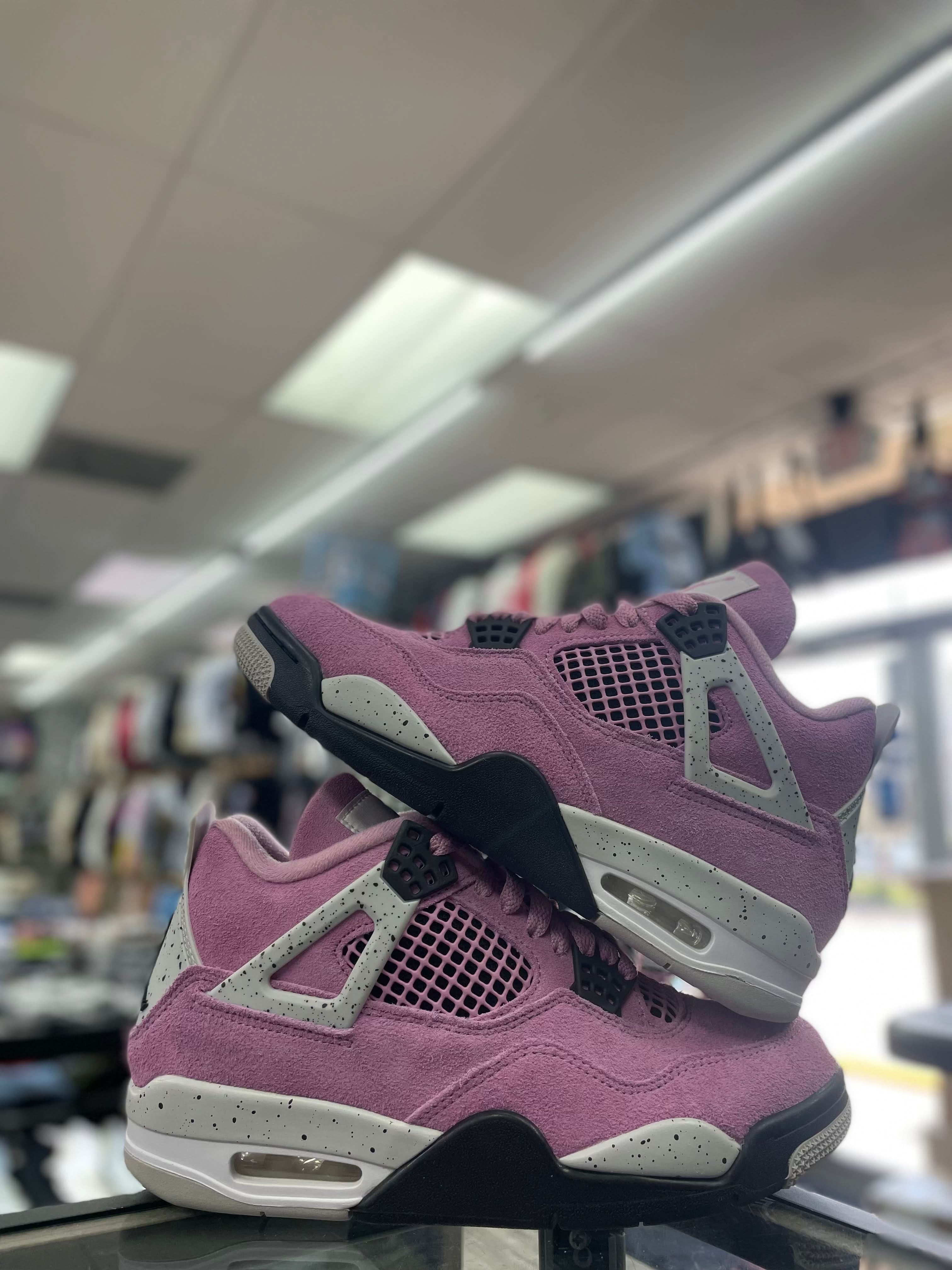Air Jordan Retro 4 “Orchid” (Women)