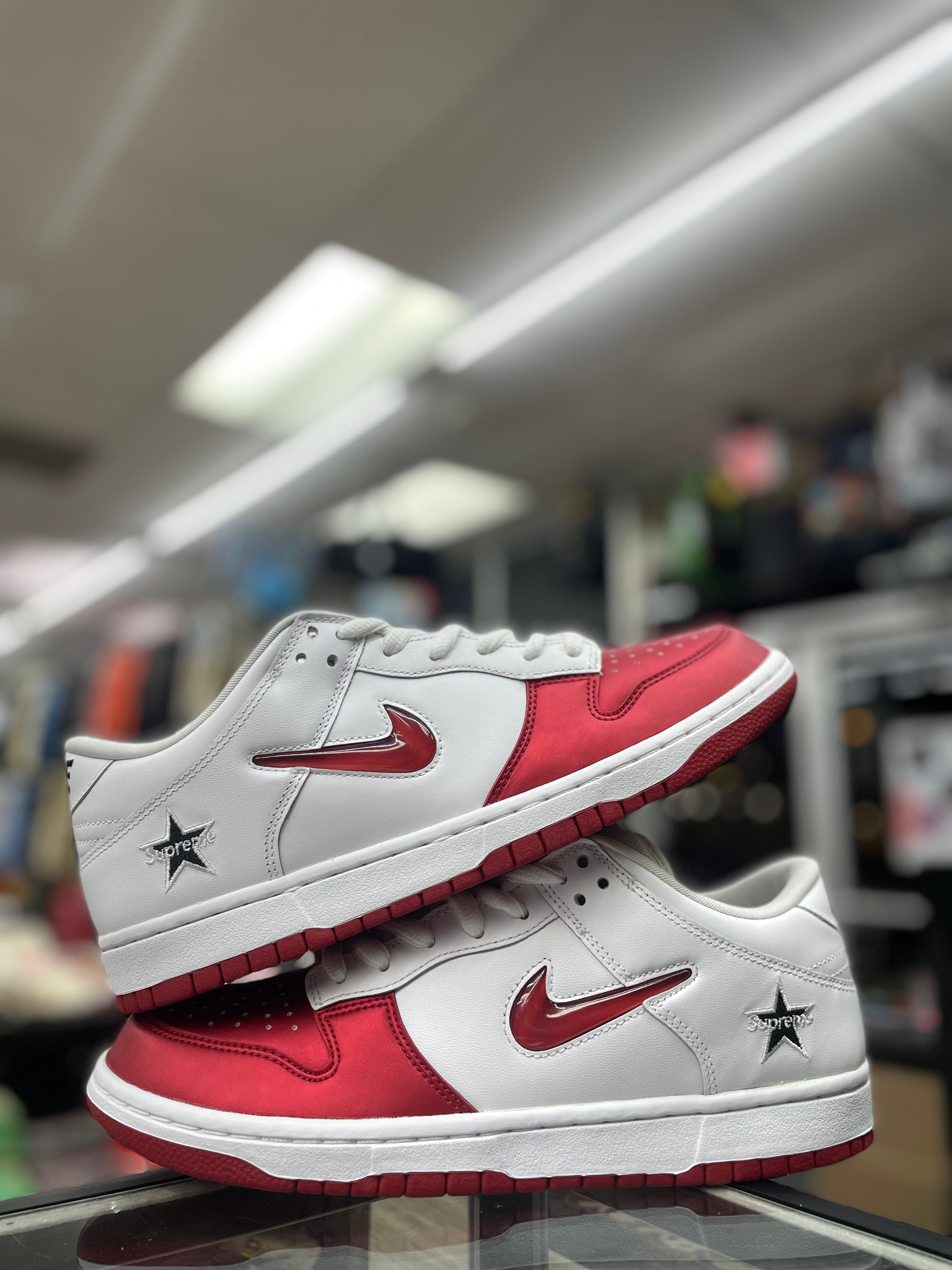 Nike SB Dunk Low “Supreme Jewel Swoosh Red” (CK3480-600)