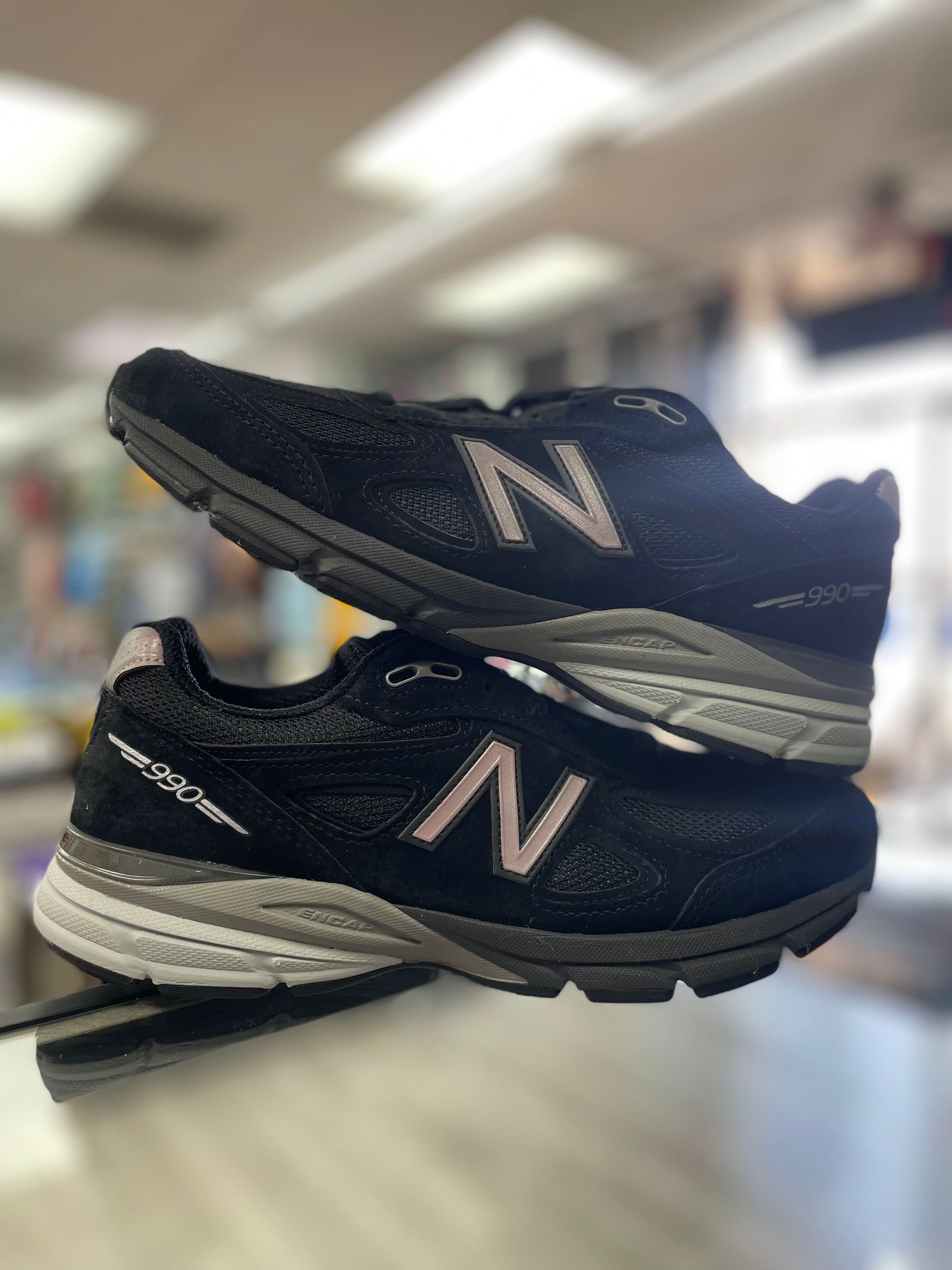New Balance 990 "MUSA Black SIlver" (GS)