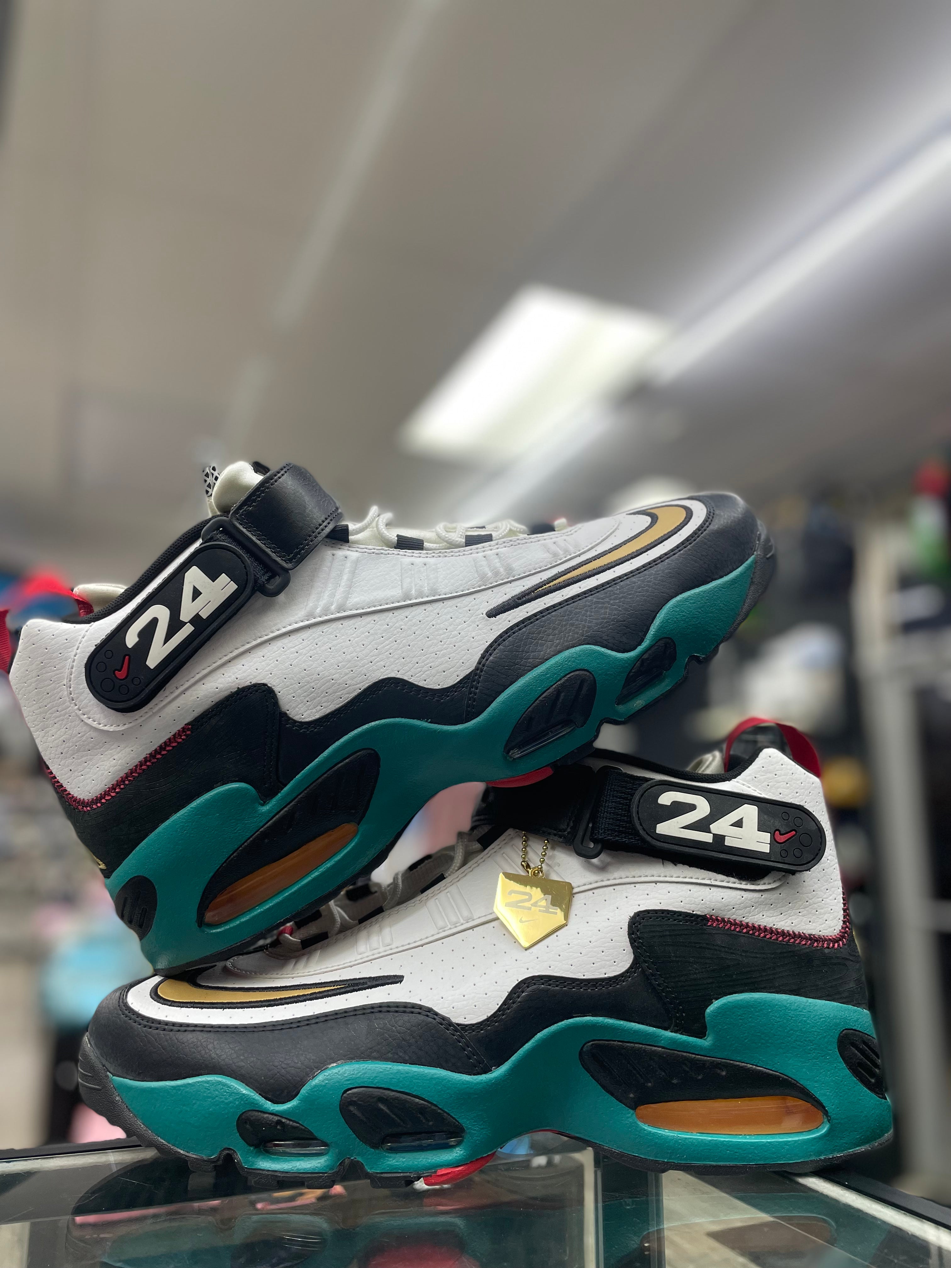 Nike Air Griffey Max 1 “Swingman Sweetest Swing”