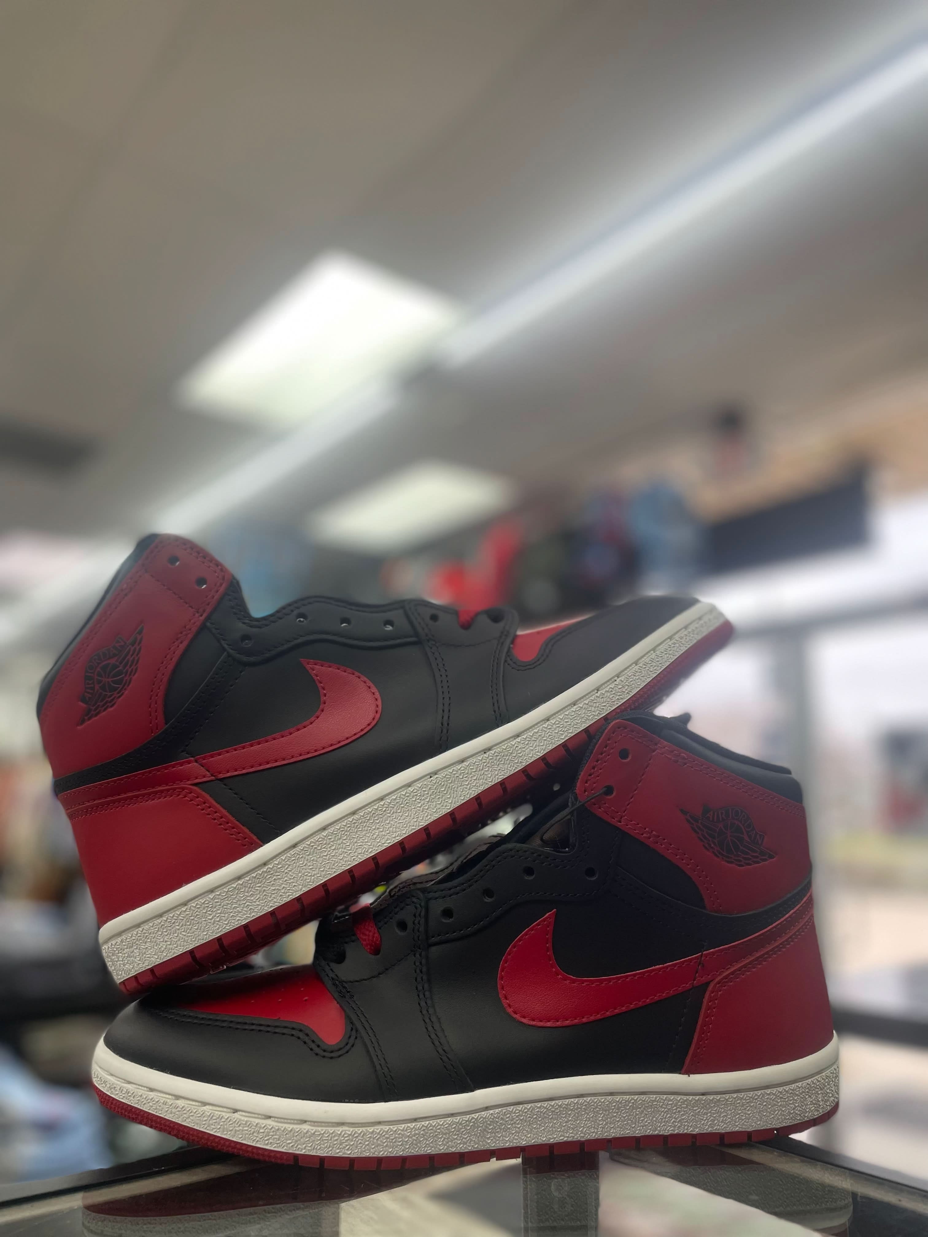 Air Jordan 1 “85 OG Bred” HV6674-067