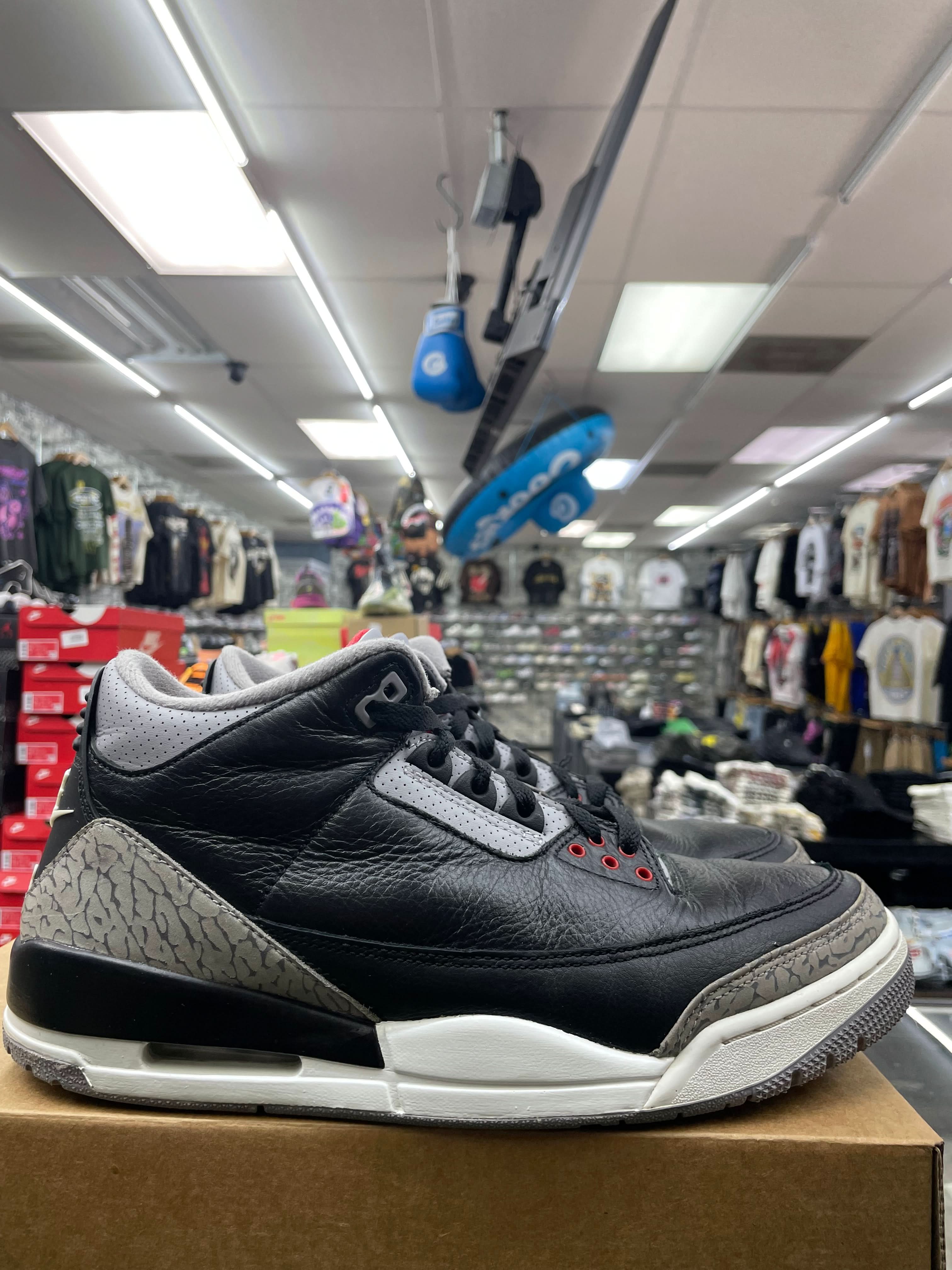 Air Jordan Retro 3 “Black Cement *Size 10.5 Preowned*