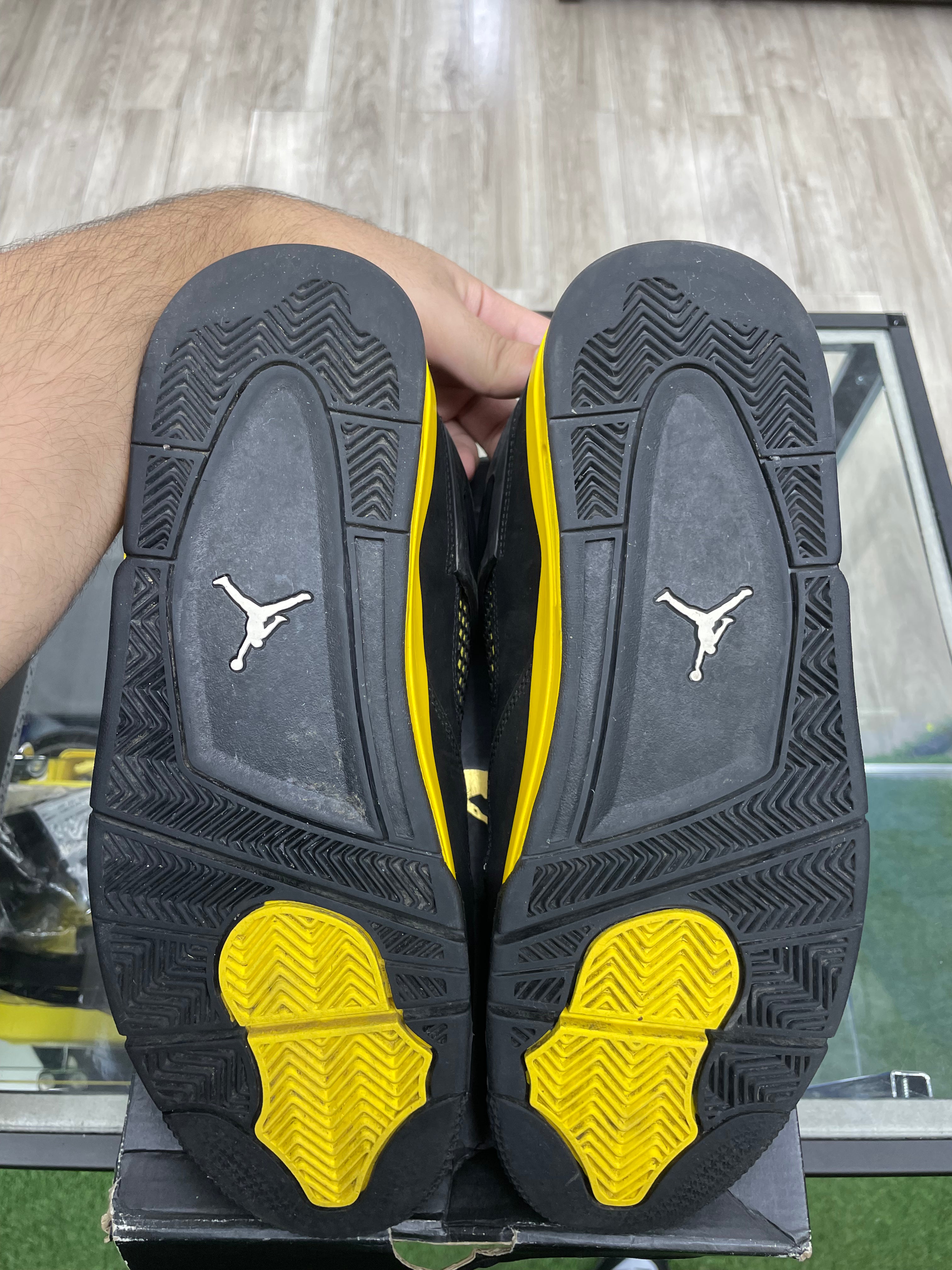 Air Jordan Retro 4 "Yellow Thunder" *Size 11 Preowned*