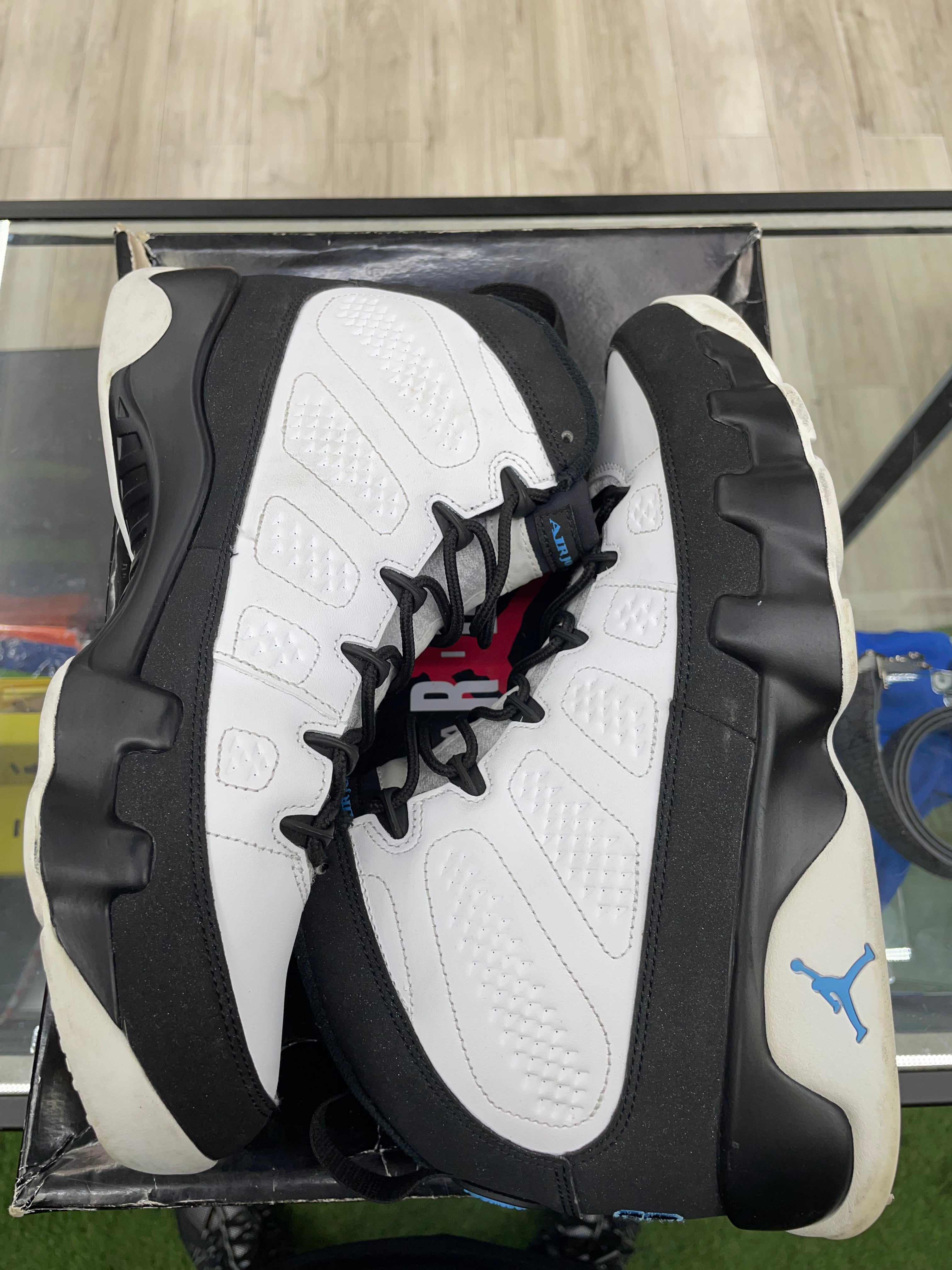 Air Jordan Retro 9 "University Blue" *Size 10 Preowned*