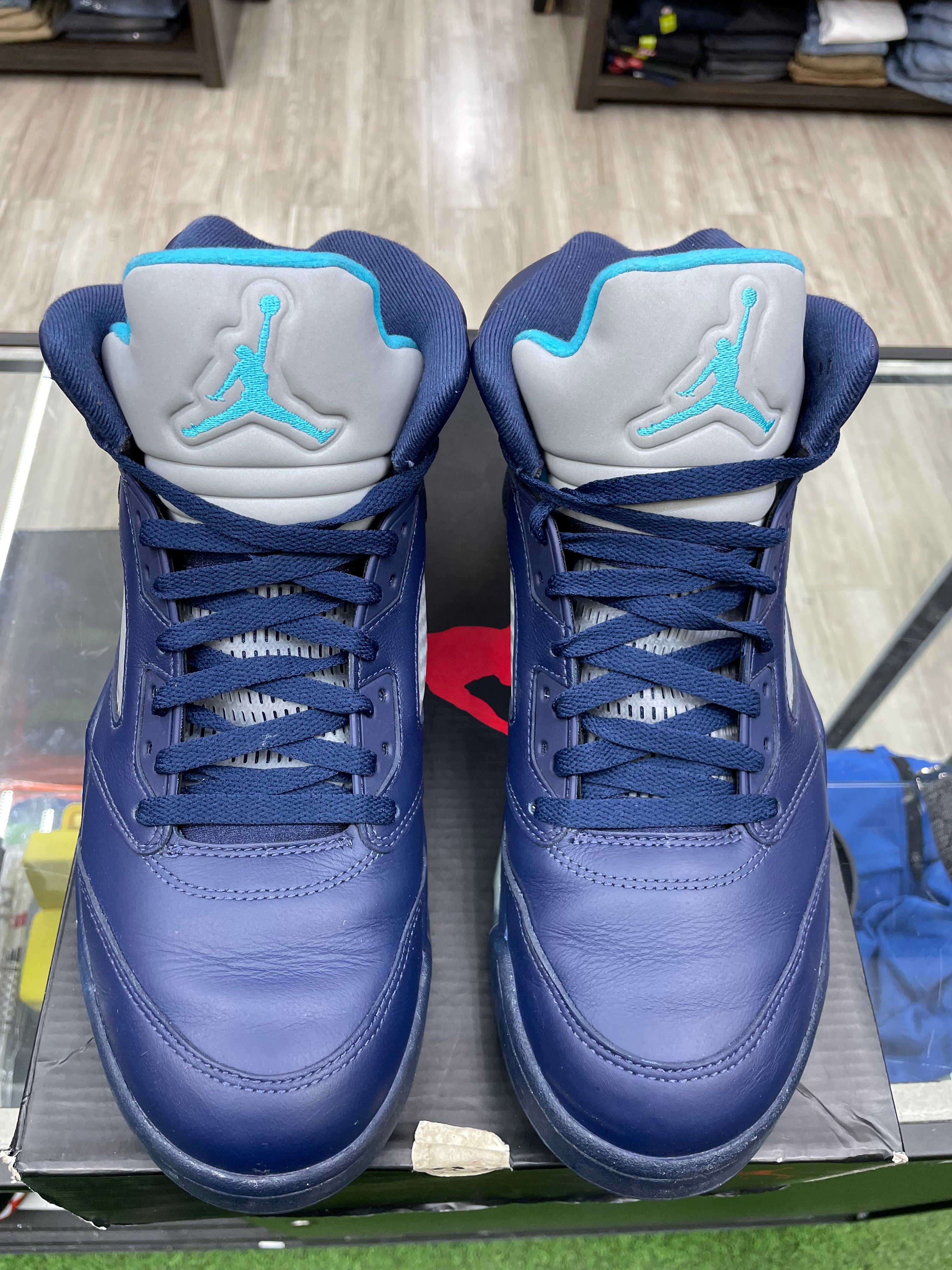 Air Jordan Retro 5 "Pre-Grape" *Size 11 Preowned*