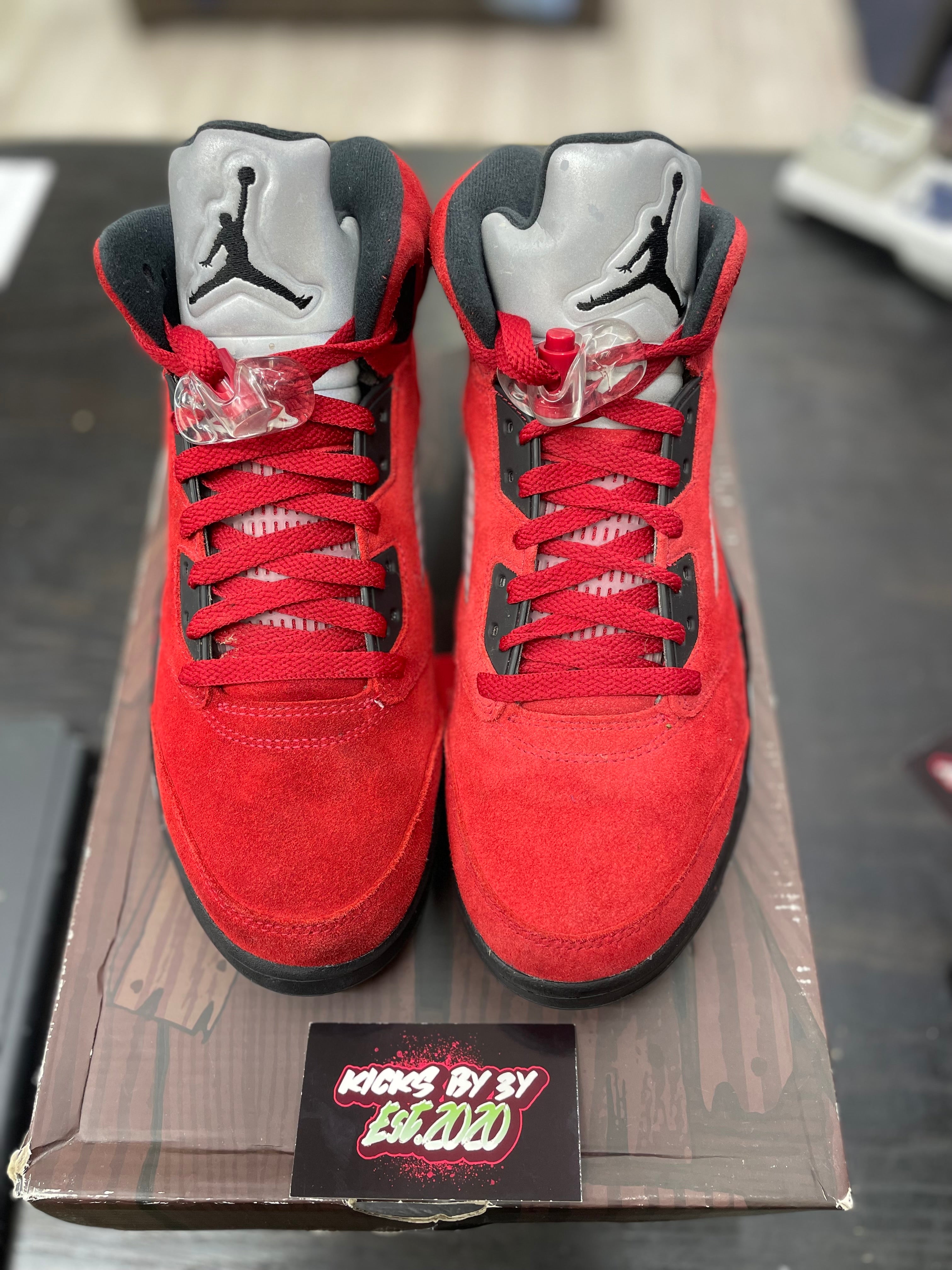 Air Jordan Retro 5 "Raging Bulls" *Size 9.5 Preowned*