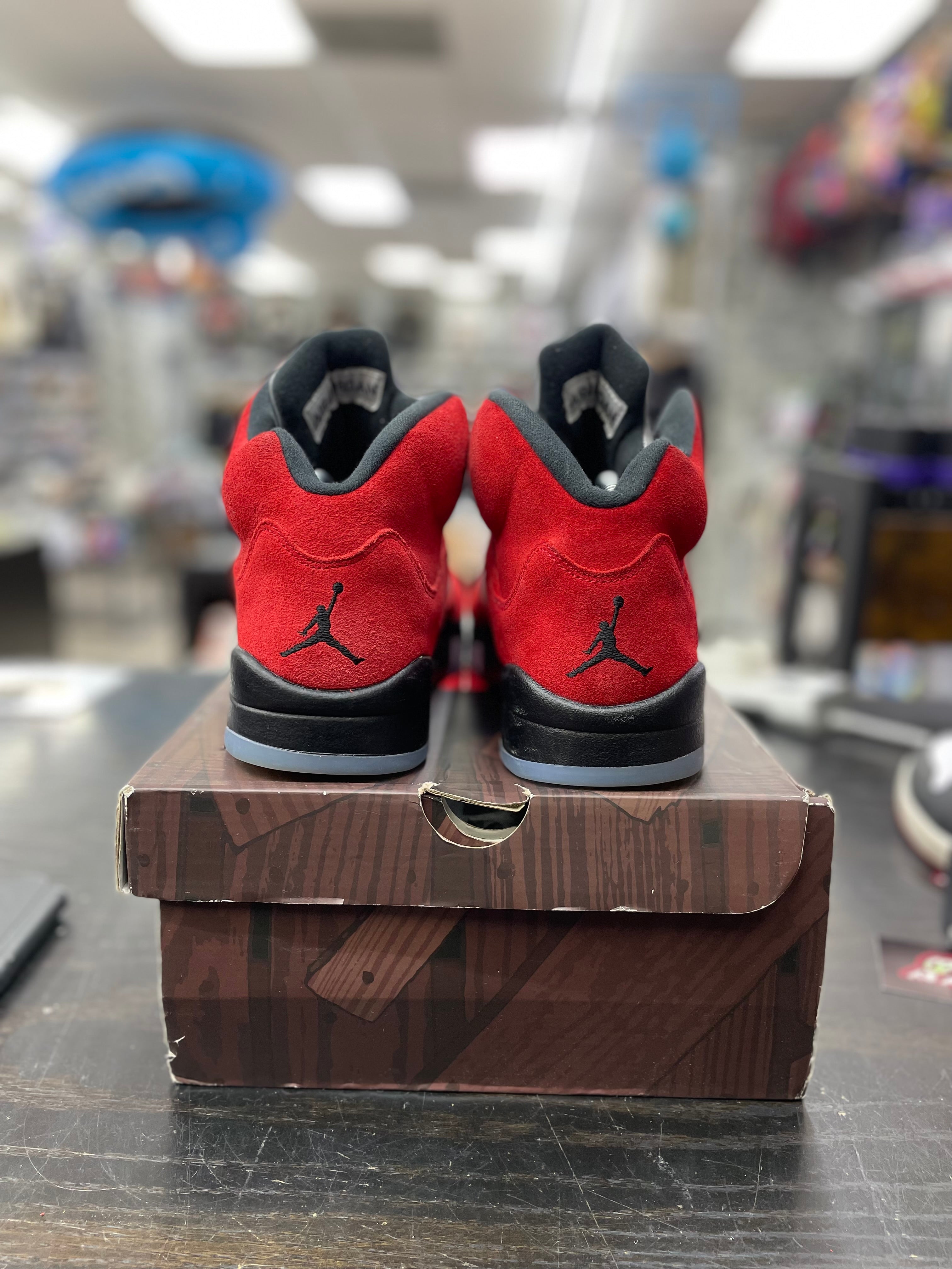 Air Jordan Retro 5 "Raging Bulls" *Size 9.5 Preowned*