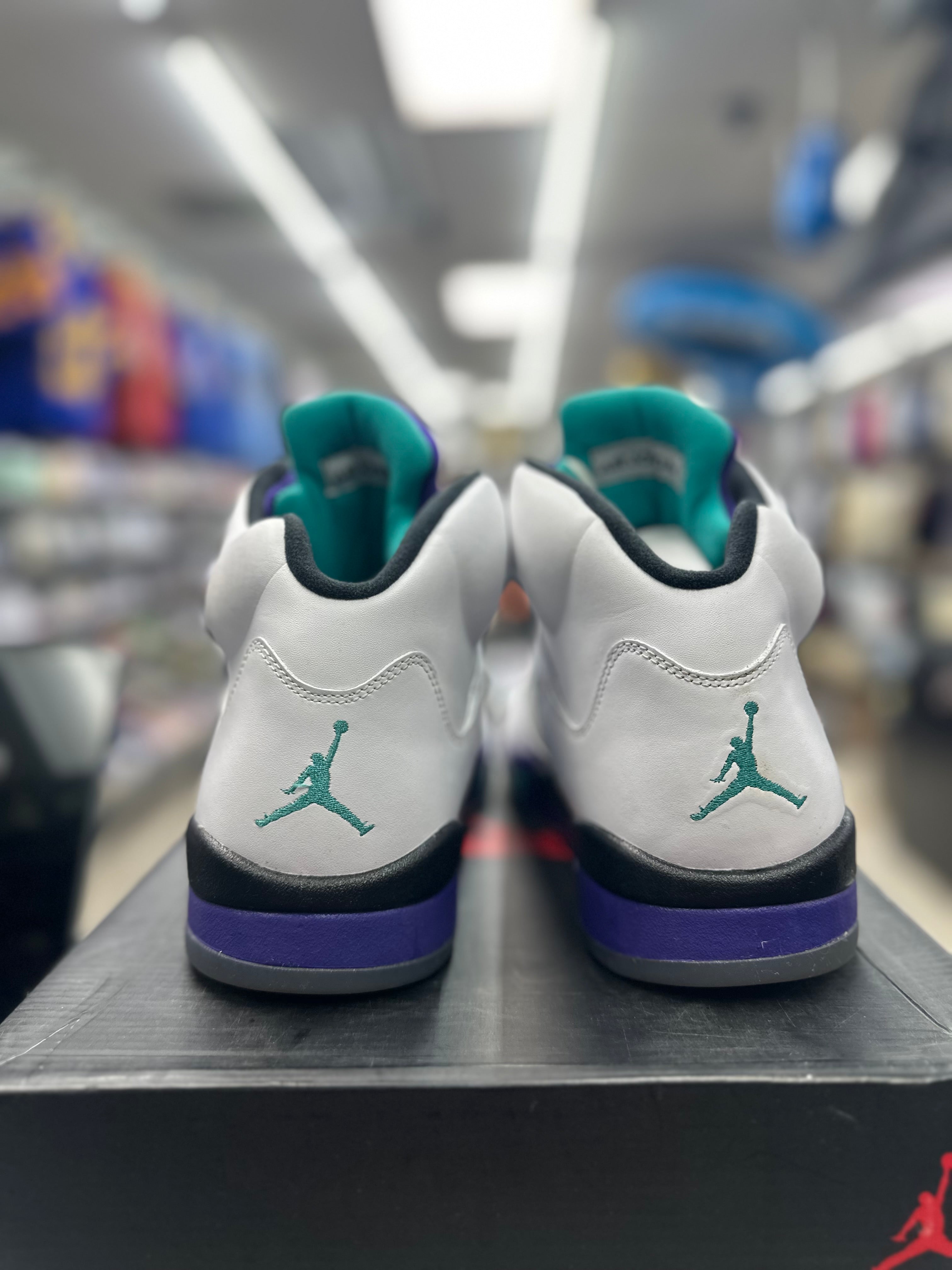 Air Jordan Retro 5 "Grape 2013 Release" *Size 13 Preowned*