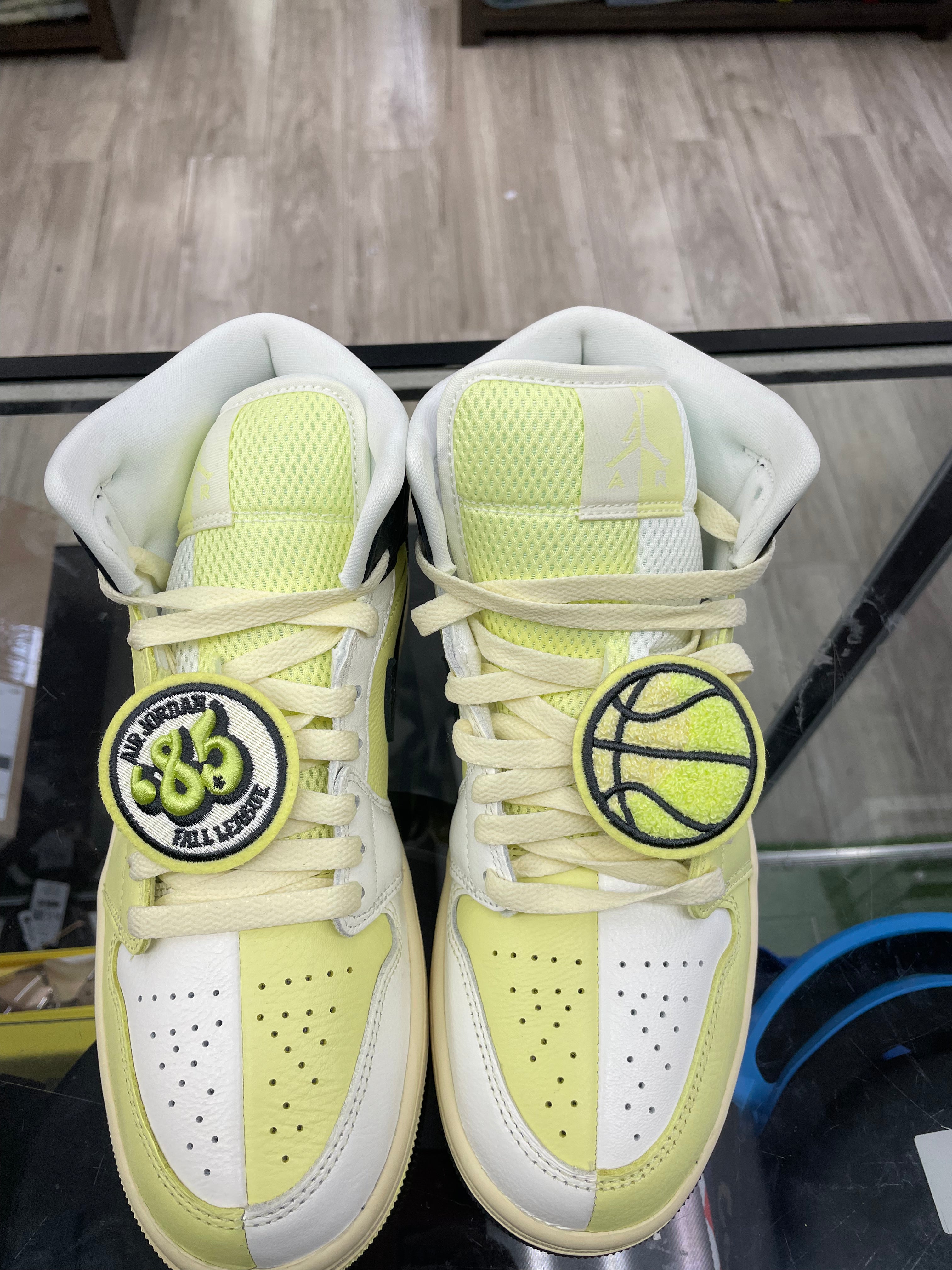 Air Jordan 1 "Fall League" (Women's) (HQ3008-130)