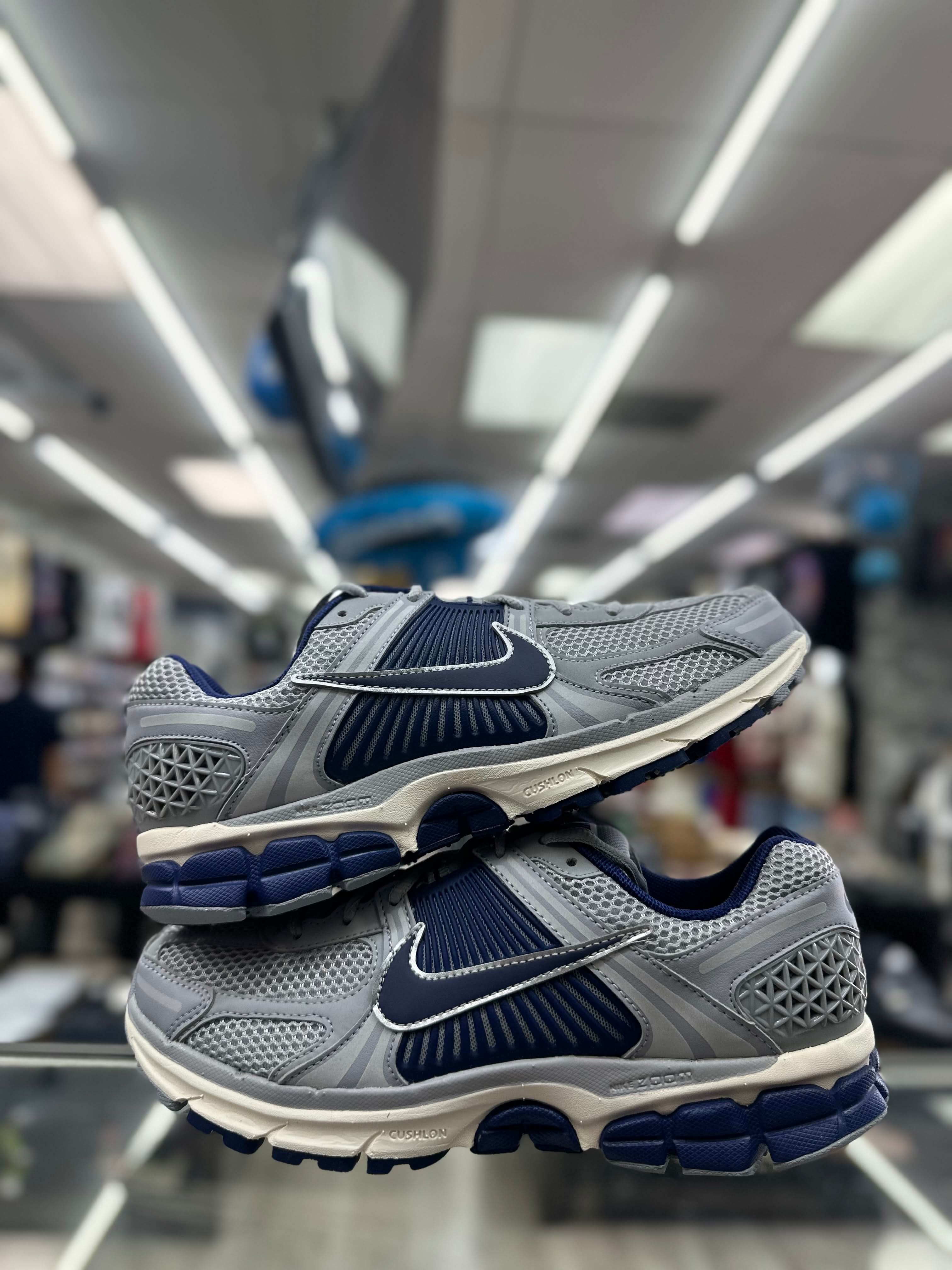 Nike Zoom Vomero 5 "Vast Grey/Blue Void"