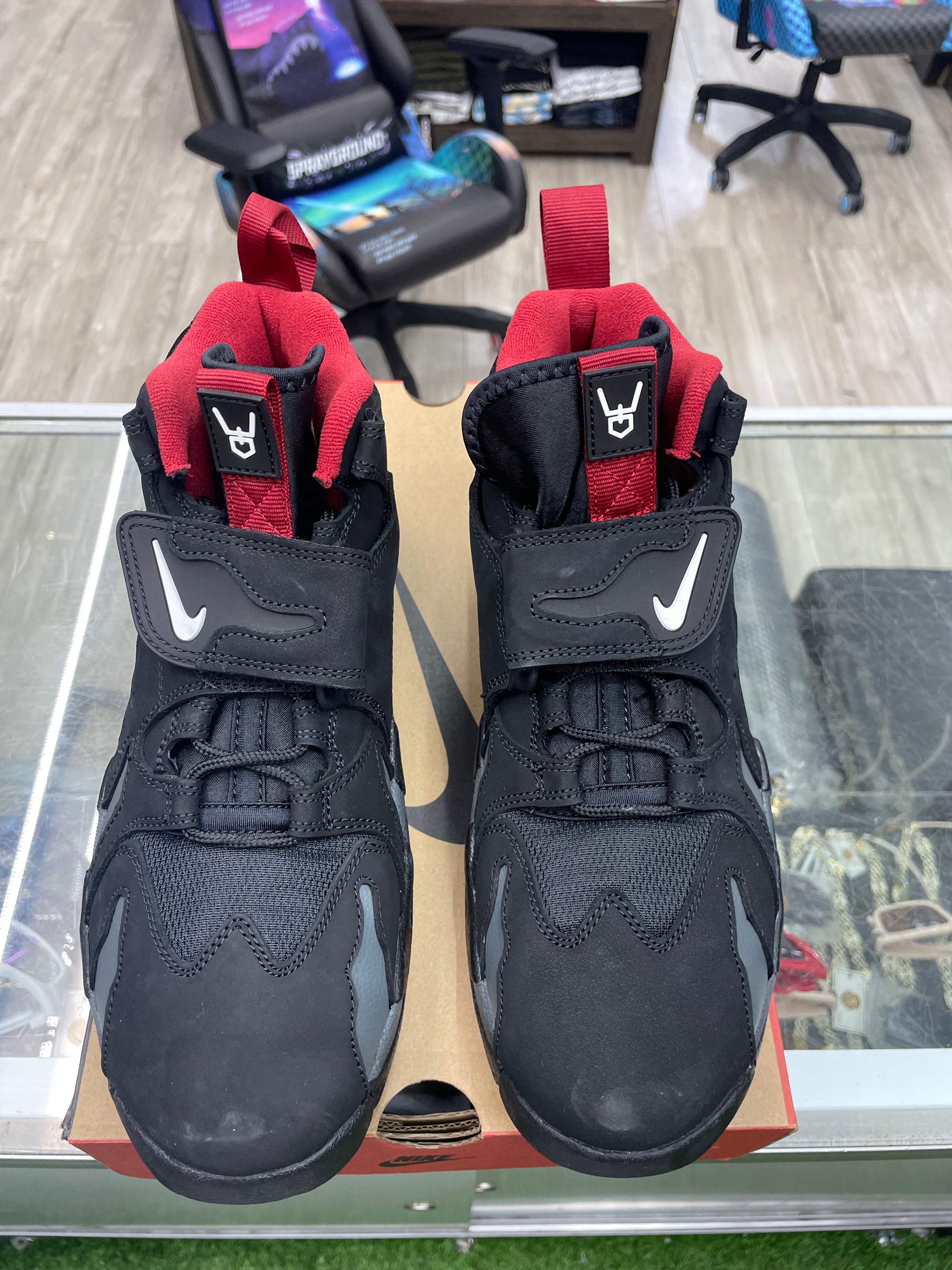 Nike Air Dt Max 96 “Falcons” *Size 9 Preowned* Worn One Time (HQ3620-010)