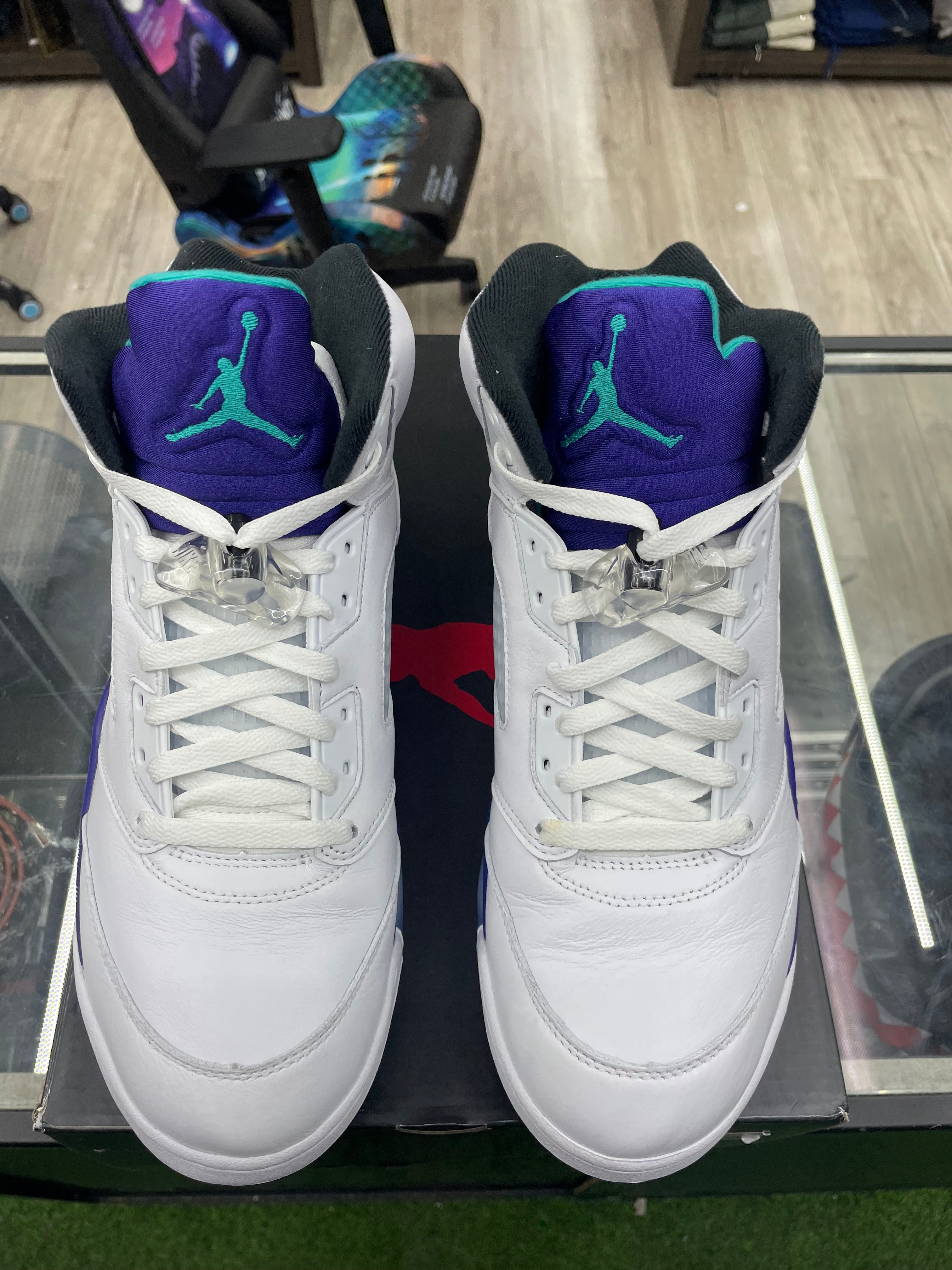 Air Jordan Retro 5 "Grape" *Size 11.5 Preowned*