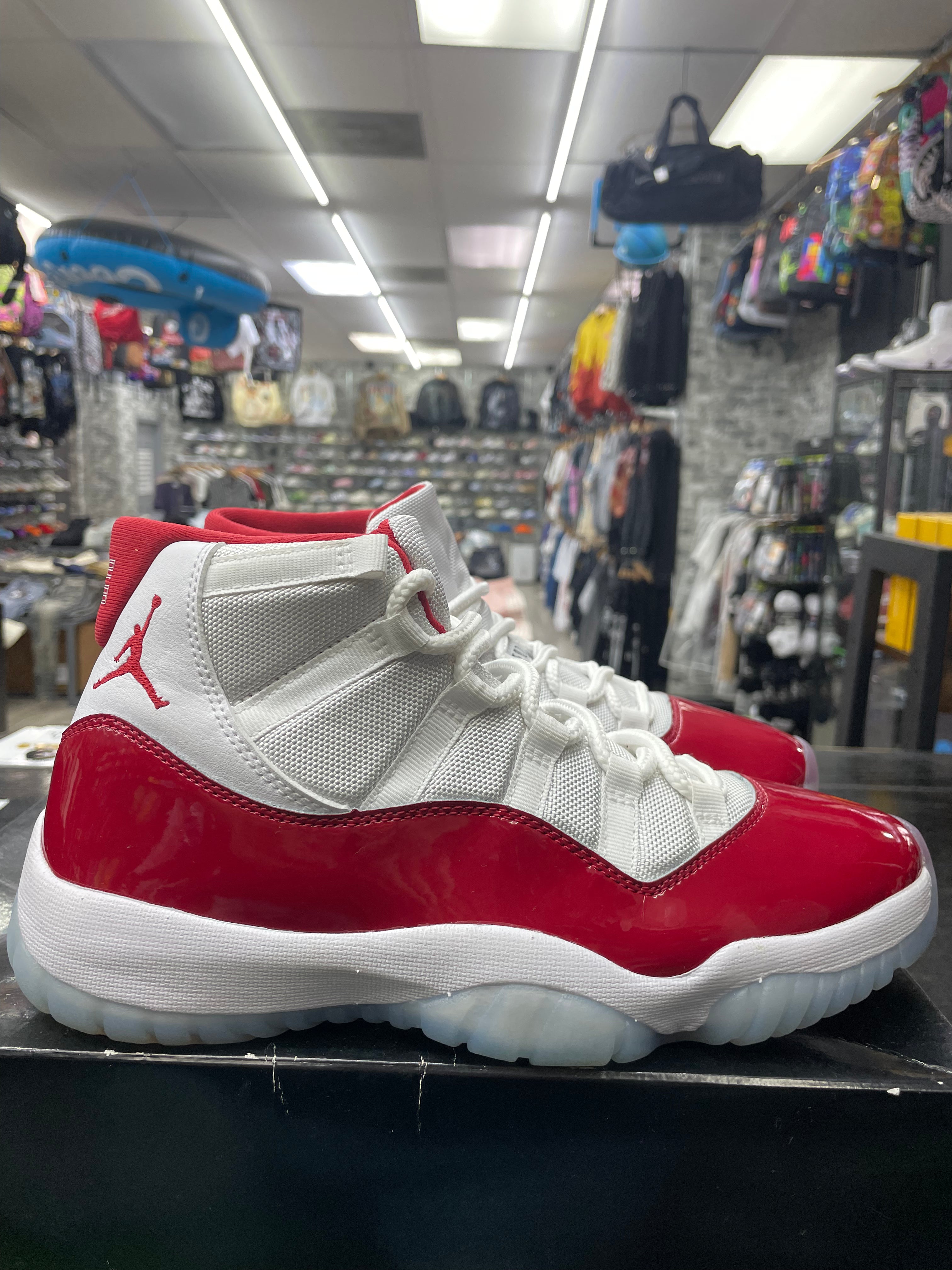 Air Jordan Retro 11 "Cherry" *Size 8.5 Preowned*