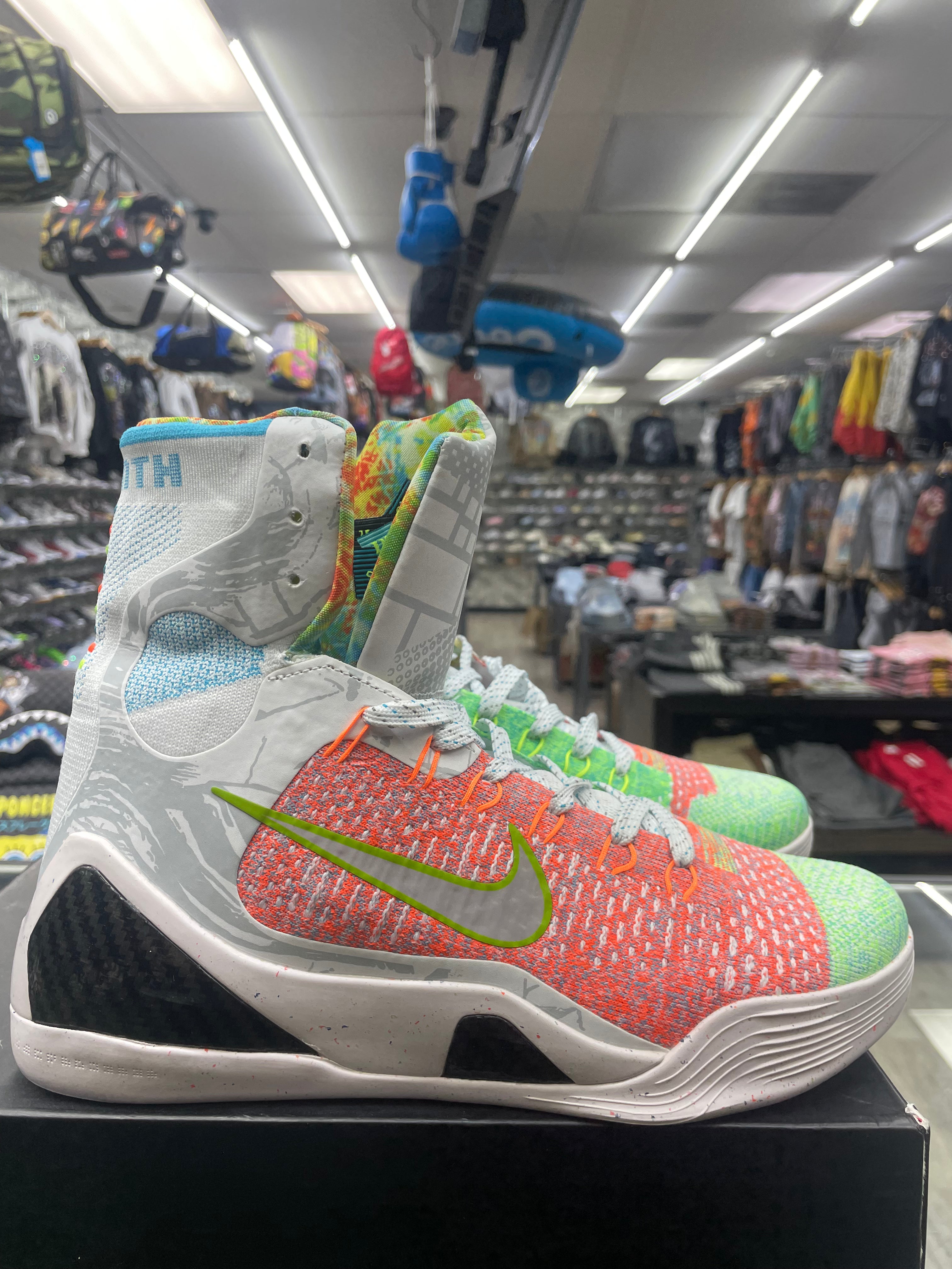 Nike Kobe 9 Elite "What The Kobe" *Size 9.5 Preowned* (678301-904)