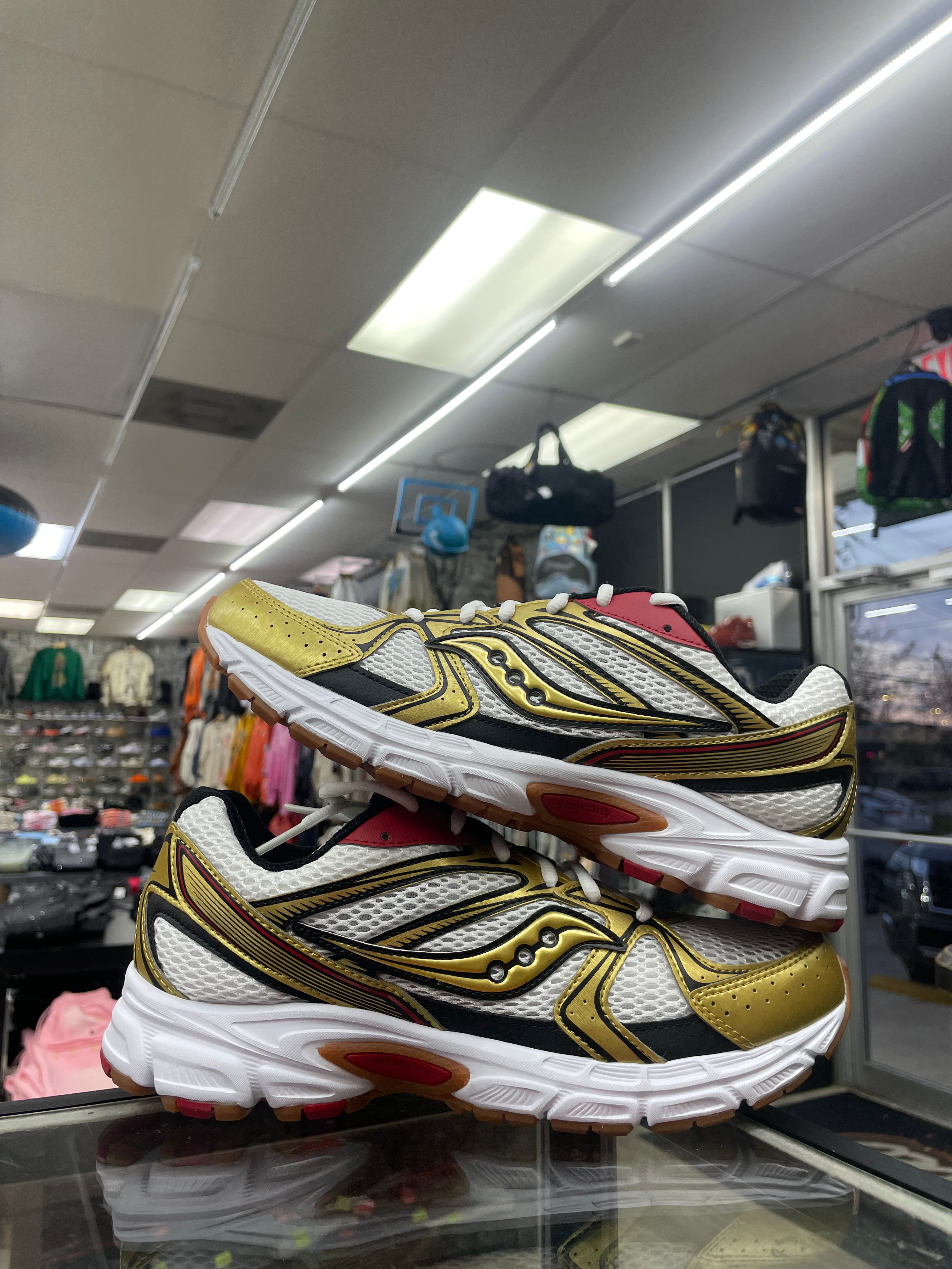 Saucony Ride Millennium “White Gold” (S70812-74)