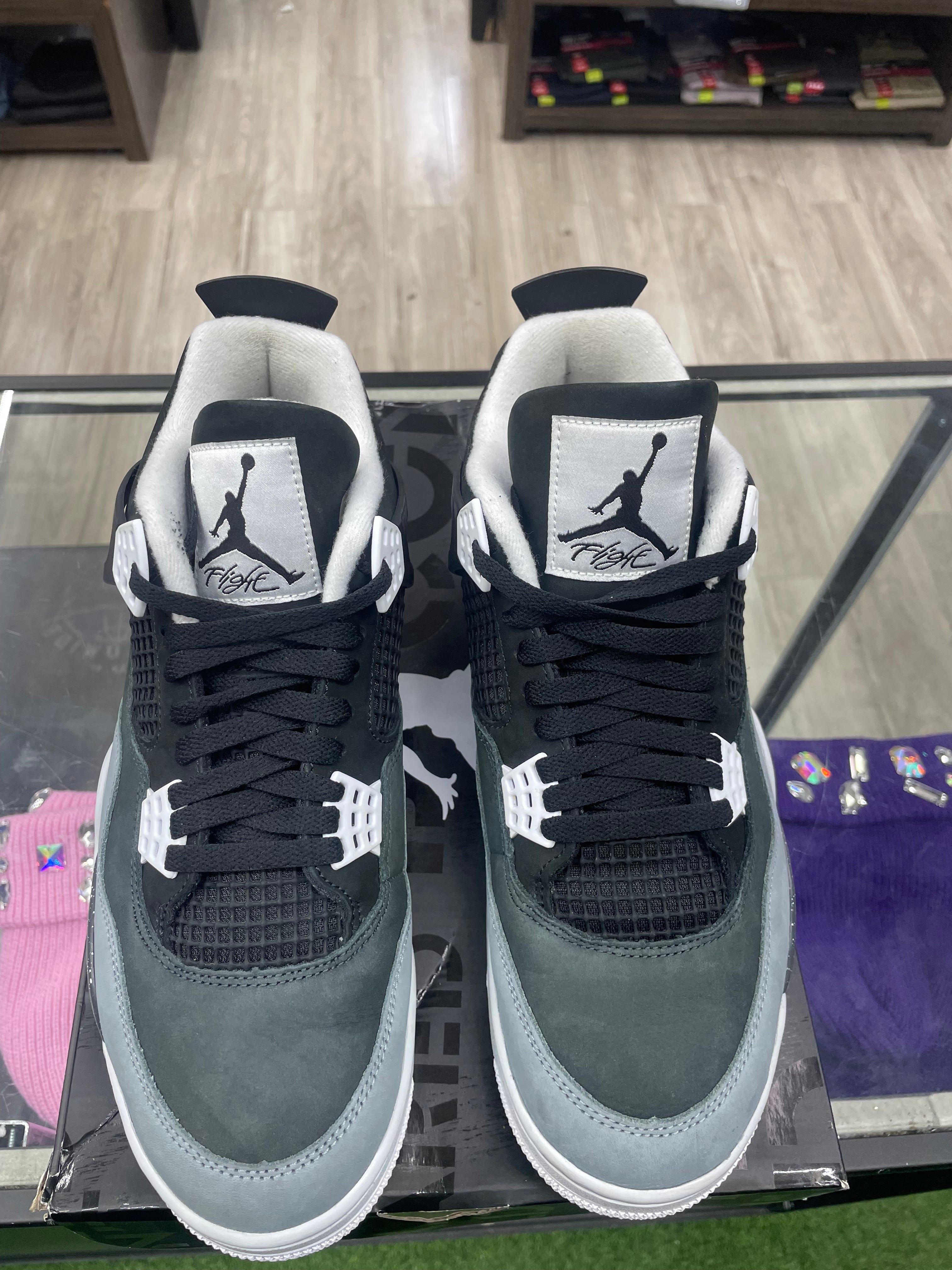 Air Jordan Retro 4 “Fear” *Size 10.5 Preowned*