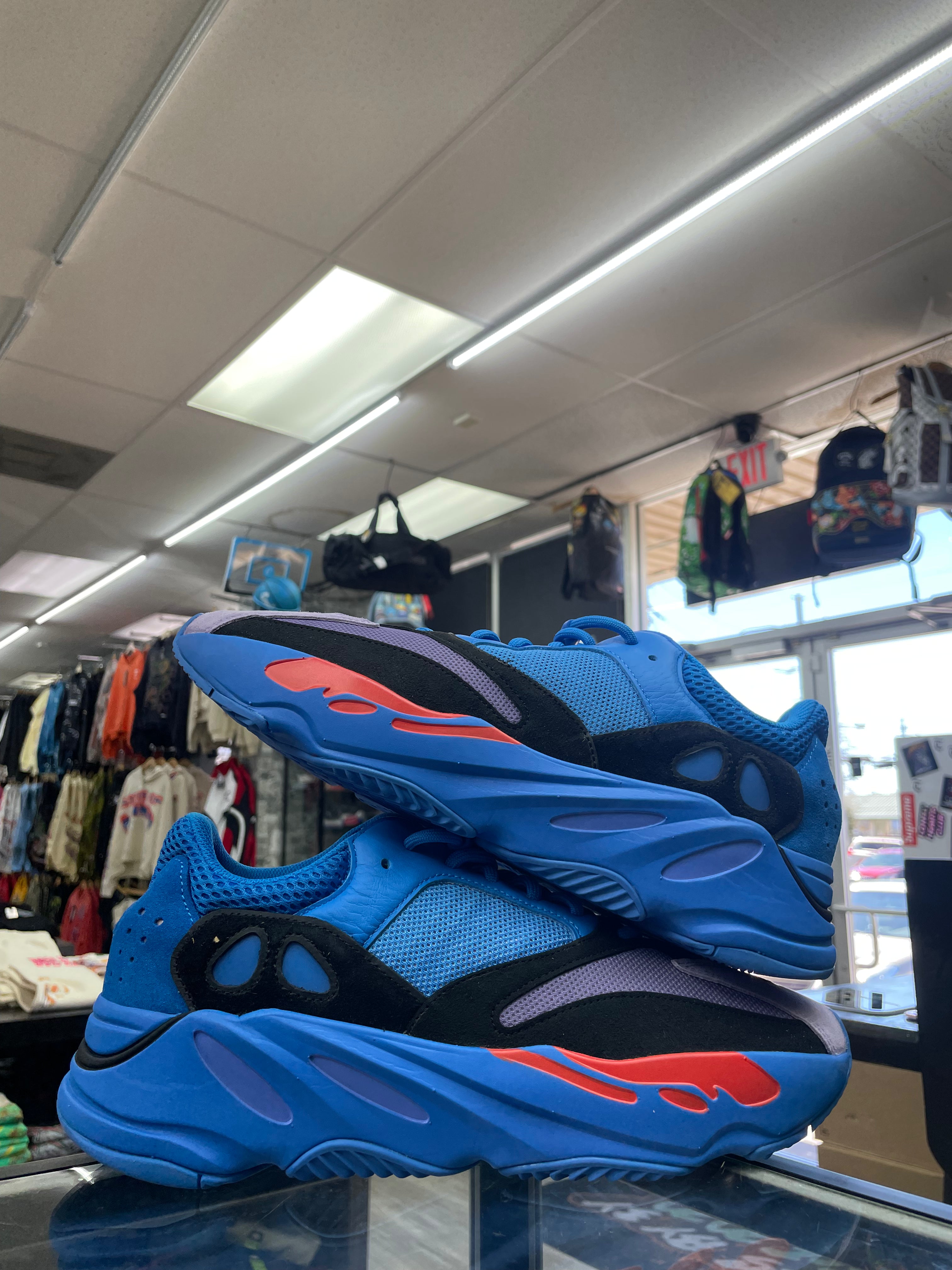 Yeezy Boost 700 “Hi-Res Blue” (HP6674)