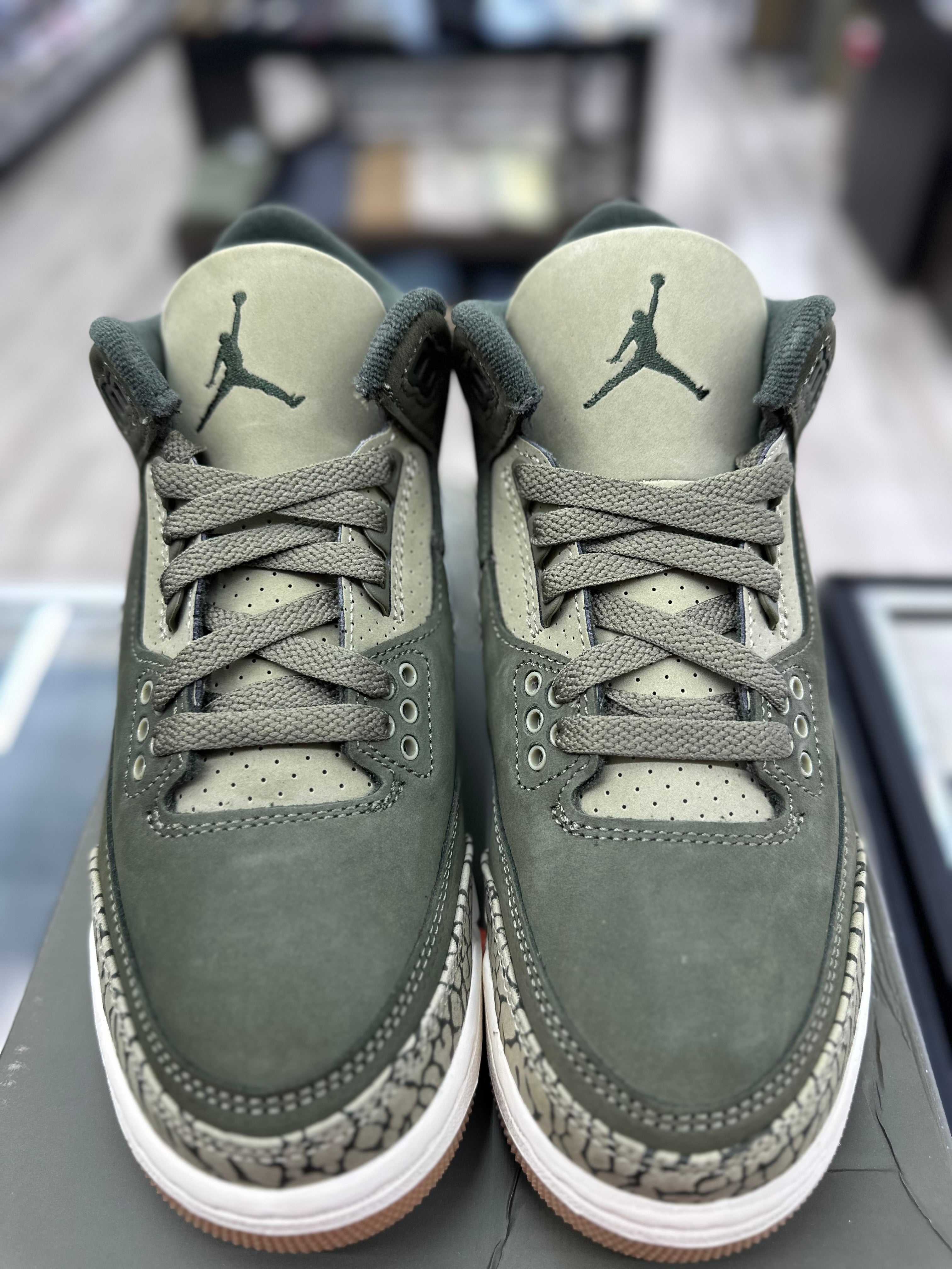 Air Jordan Retro 3 “Family Affair” (GS)
