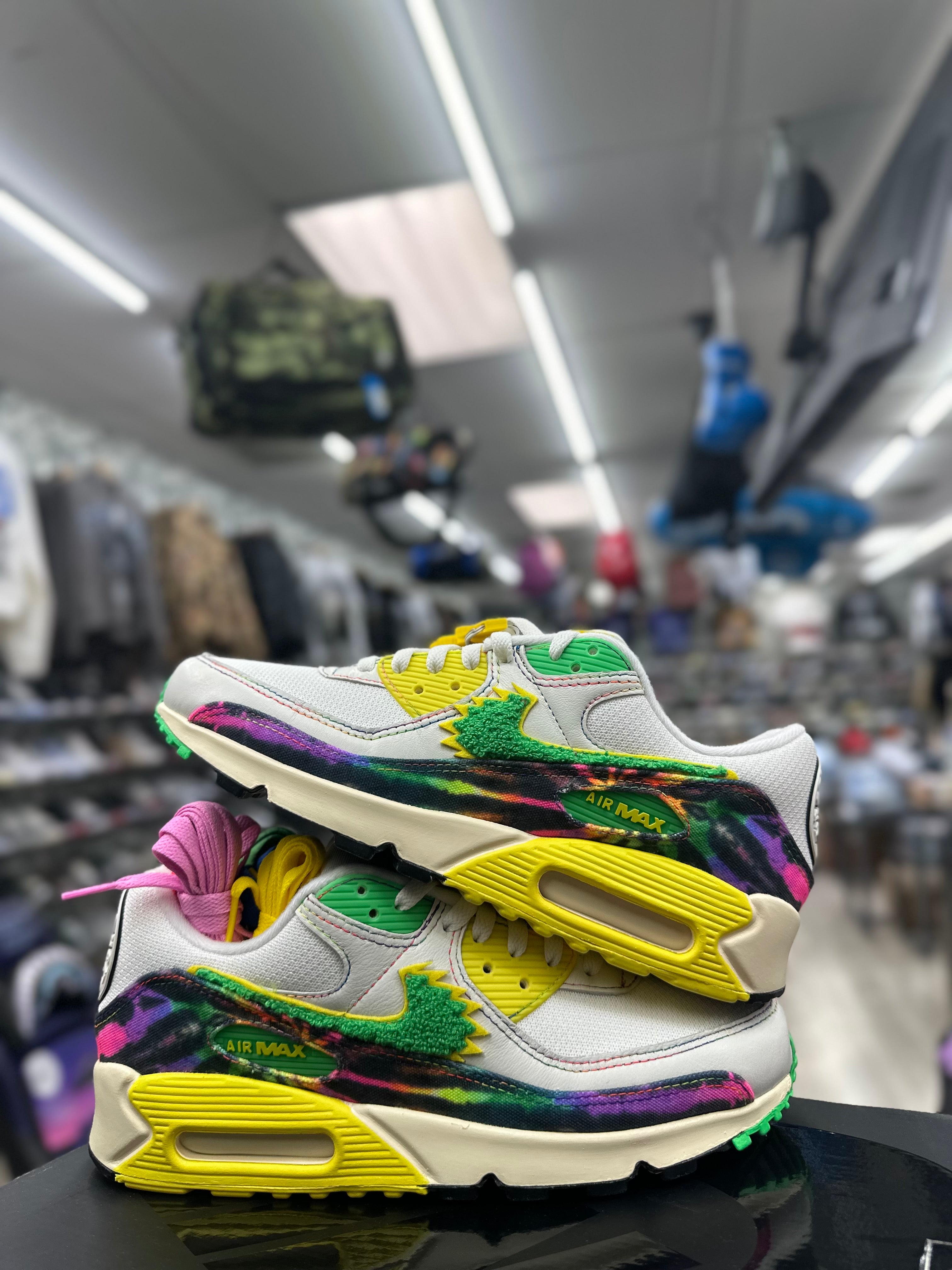 Nike Air Max 90 X Grateful Dead "University of Oregon Grateful Ducks" IM2511-100