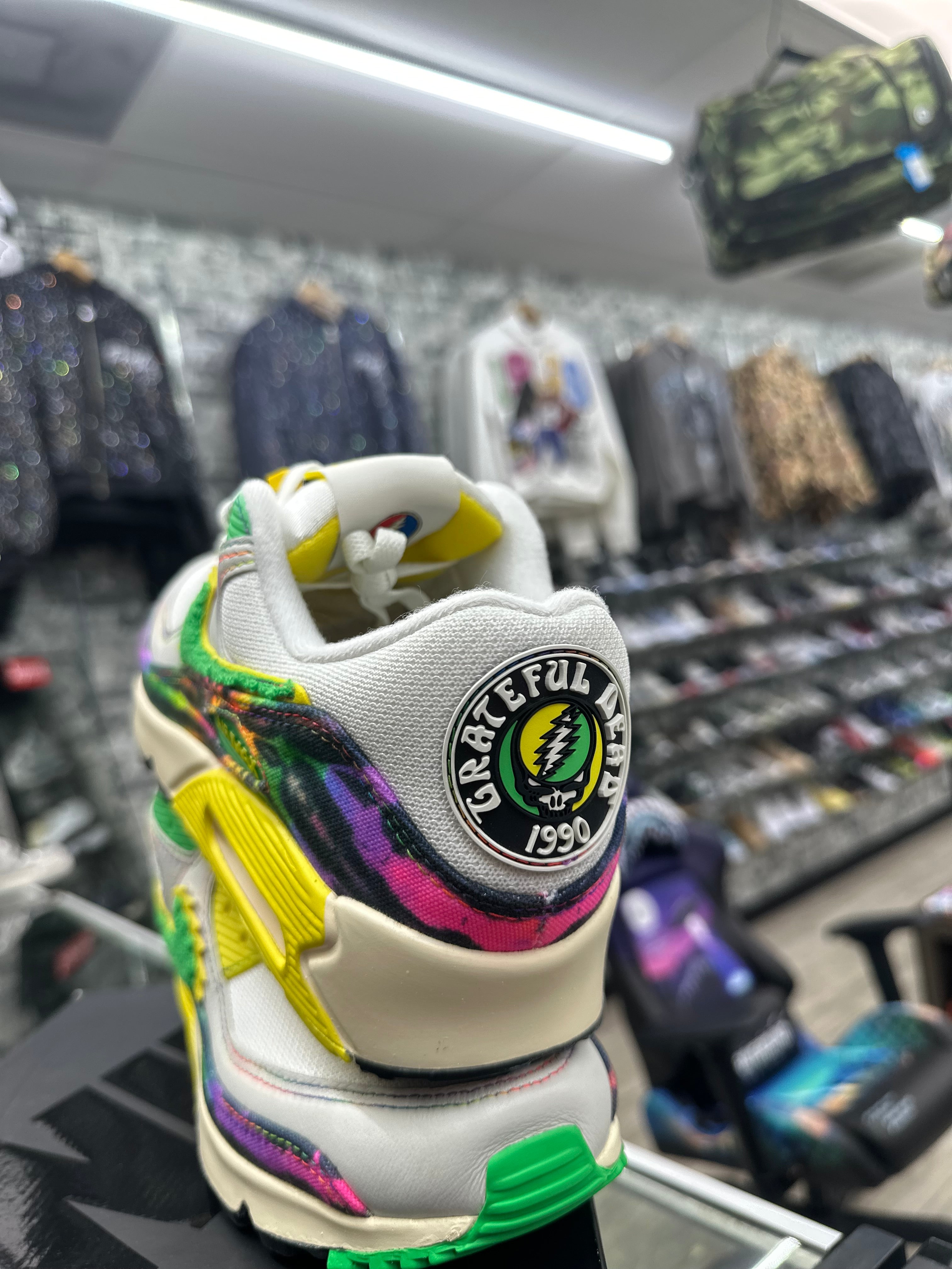 Nike Air Max 90 X Grateful Dead "University of Oregon Grateful Ducks" IM2511-100