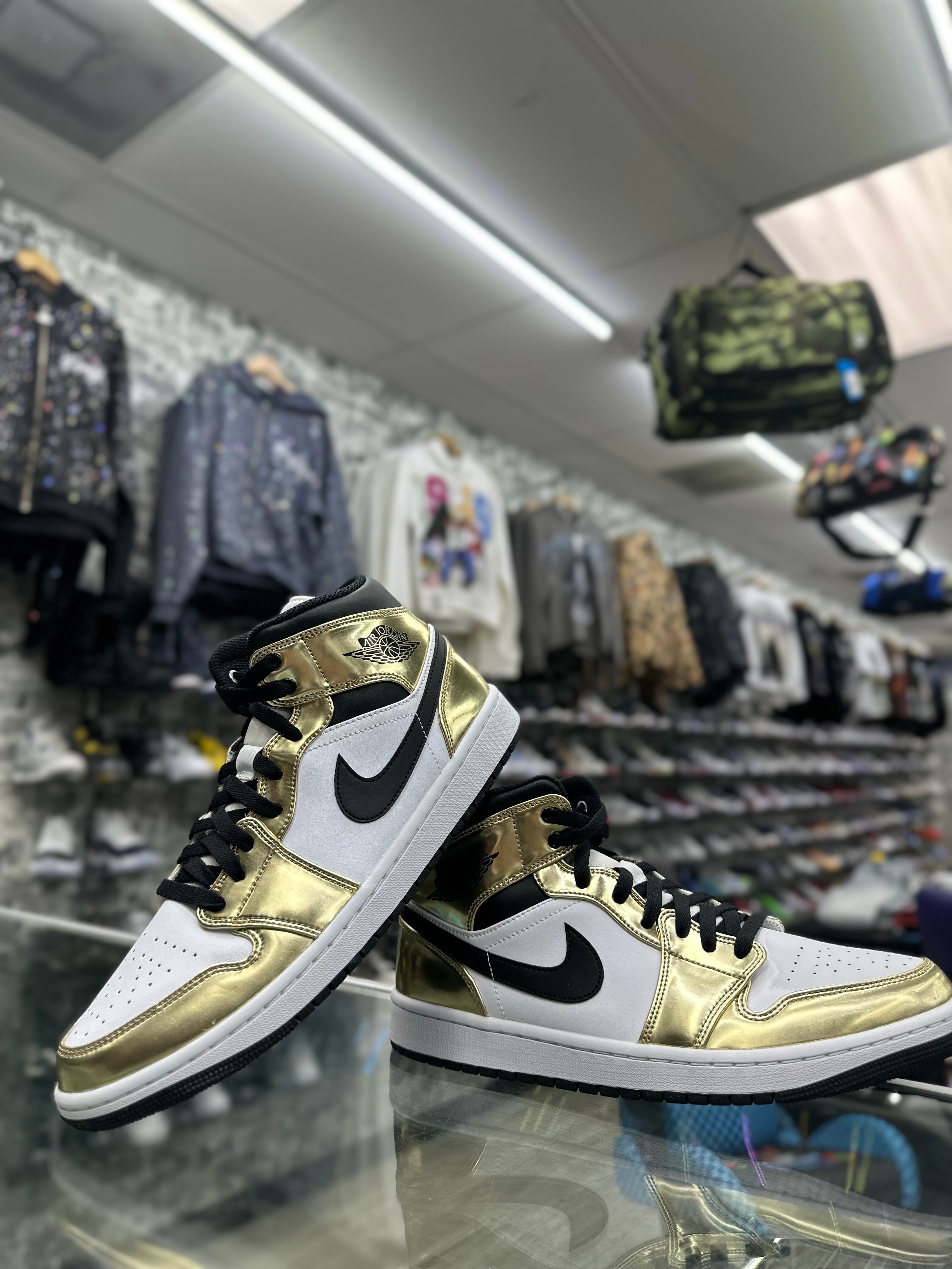 Air Jordan 1 ”Metallic Gold White" DC1419-700