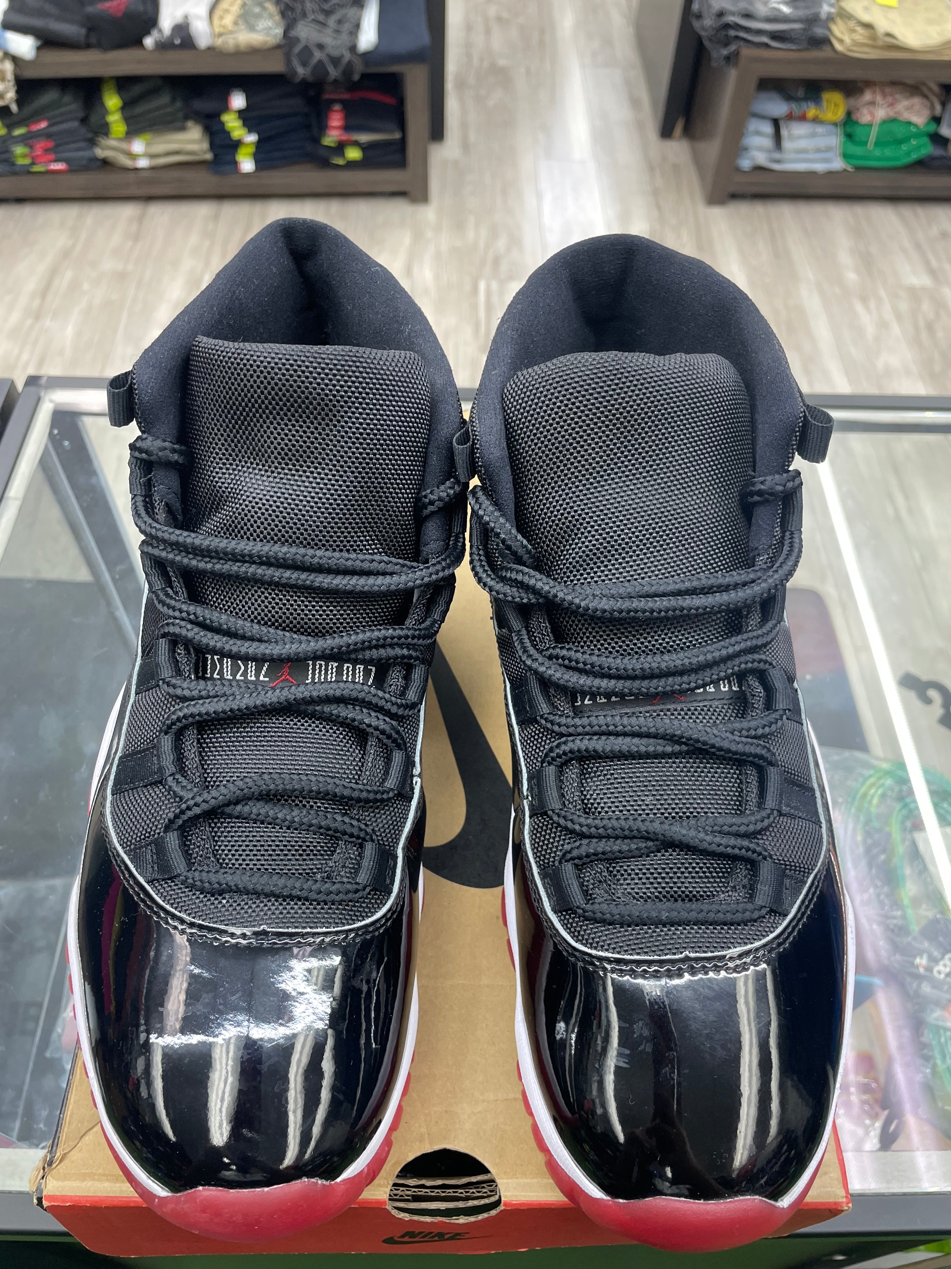 Air Jordan Retro 11 “Playoffs Bred” *Size 10.5 Preowned*