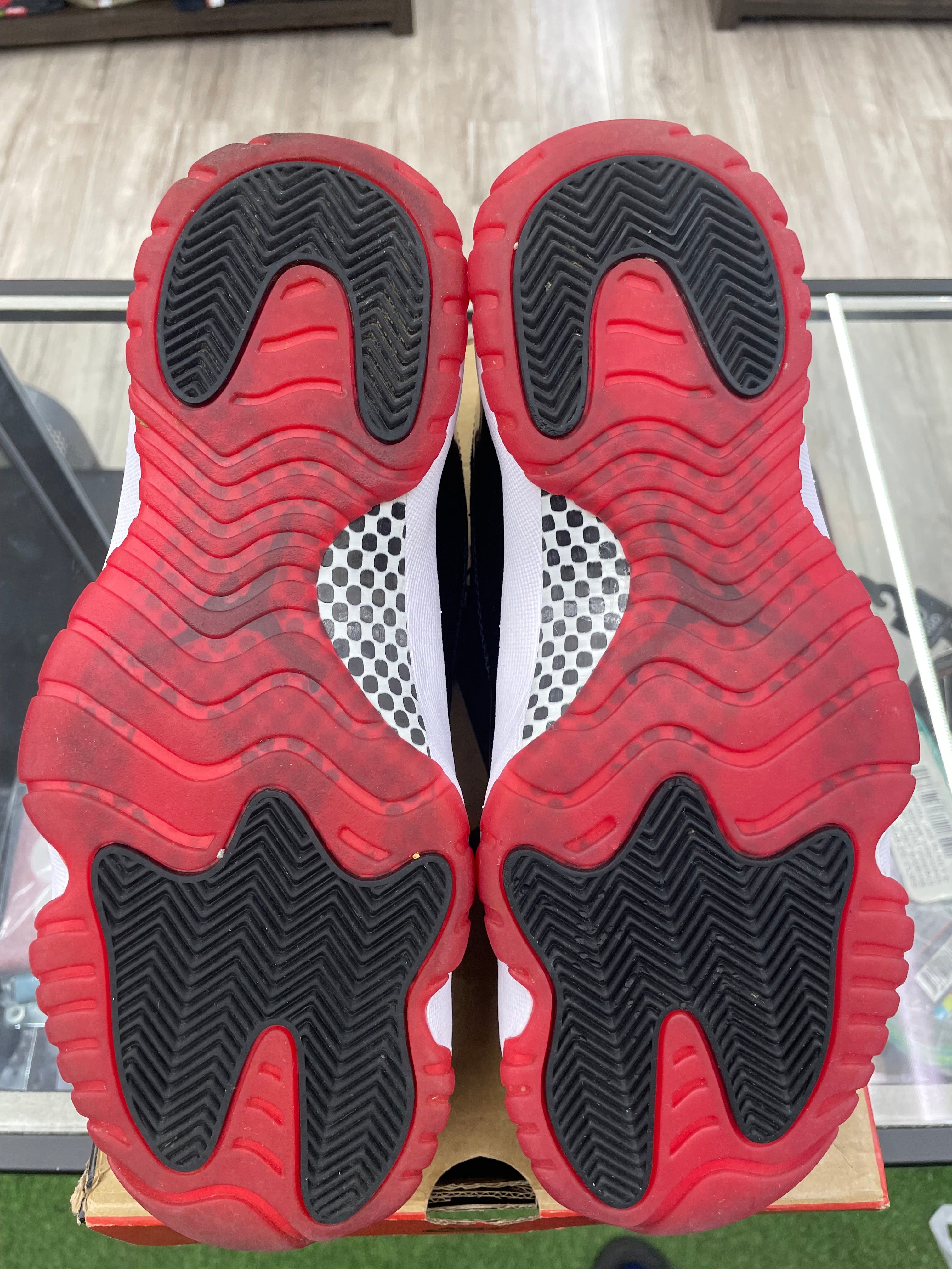 Air Jordan Retro 11 “Playoffs Bred” *Size 10.5 Preowned*