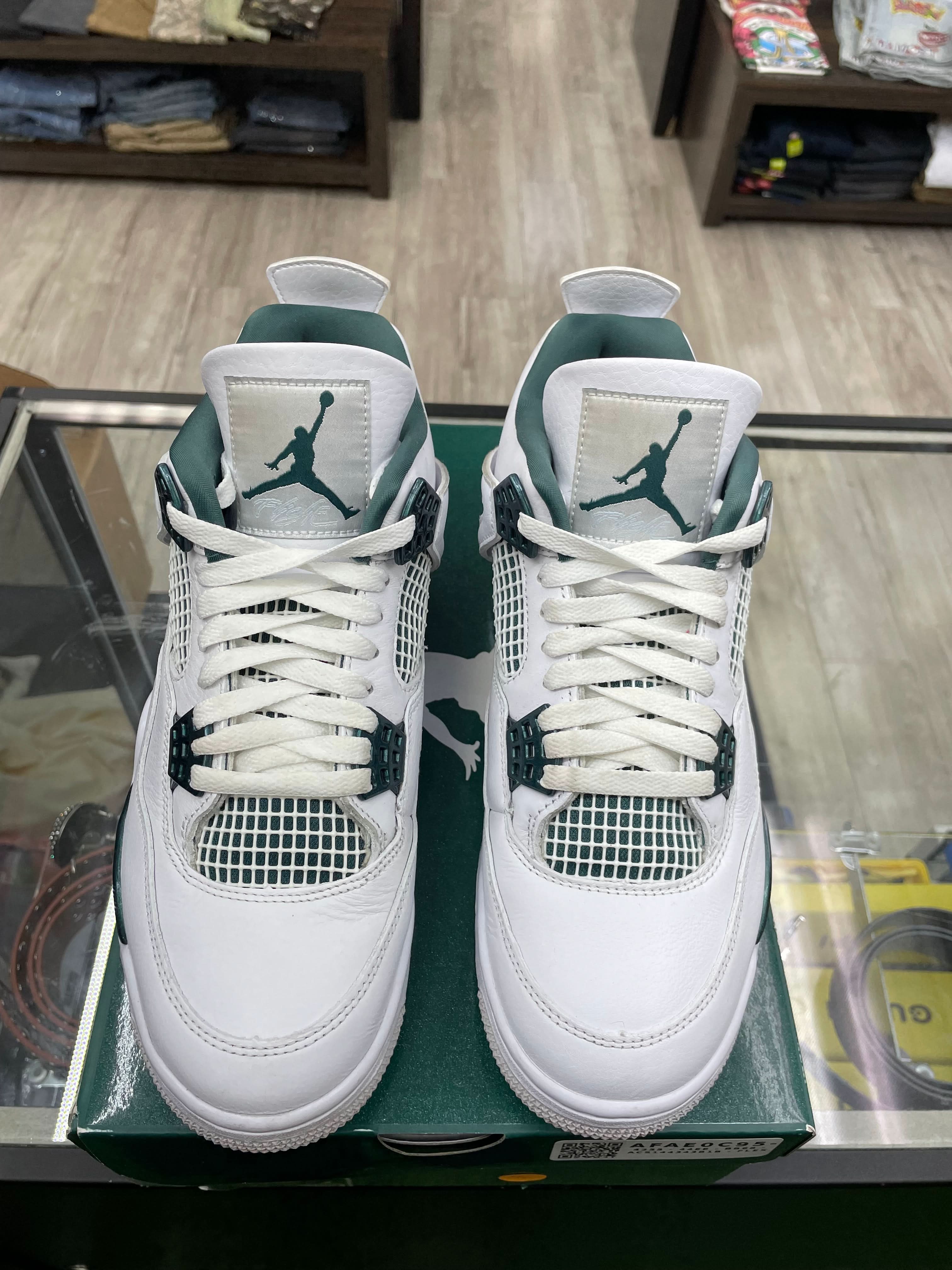 Air Jordan Retro 4 “Oxidized Green” *Size 8.5 Preowned*
