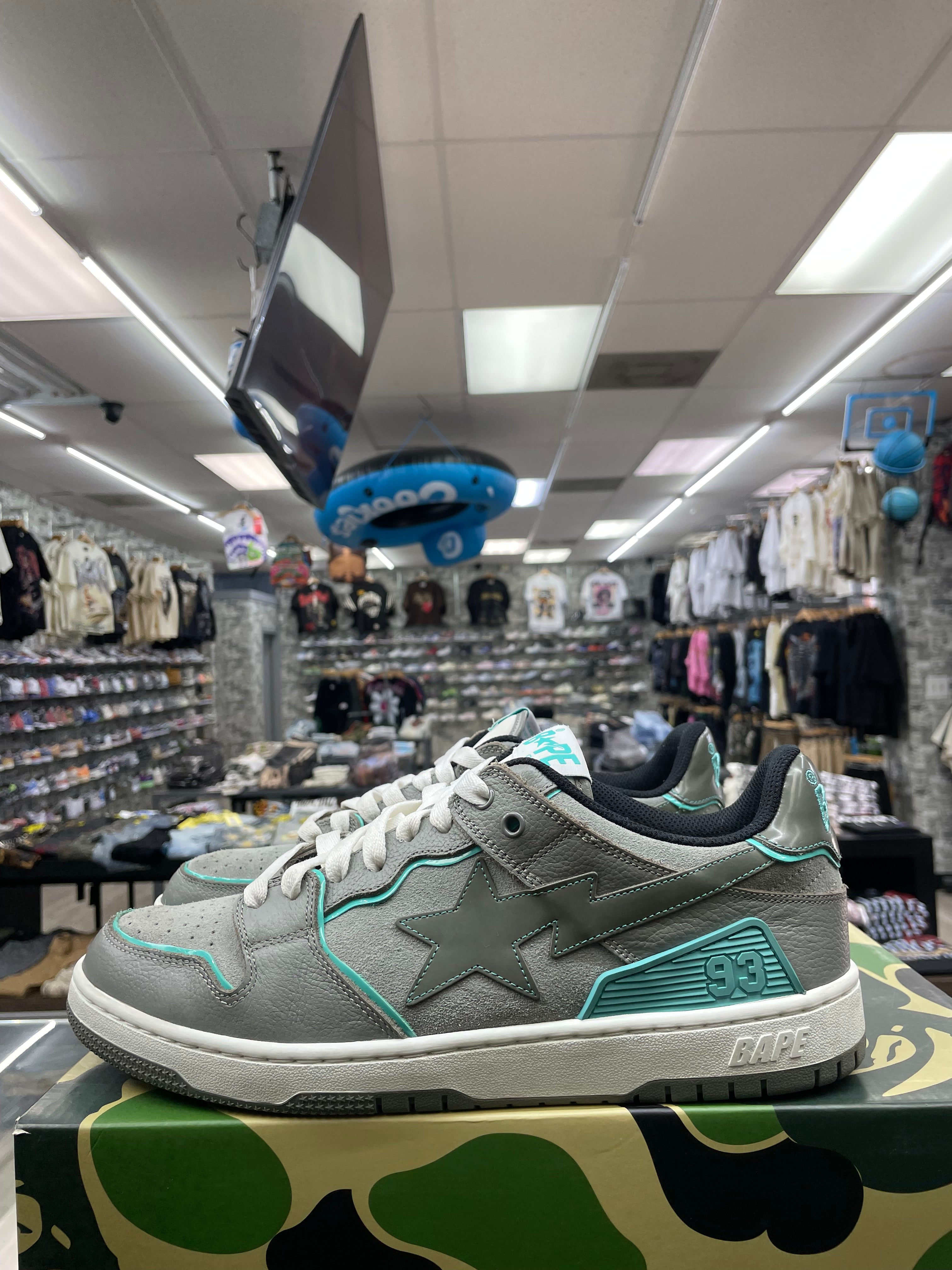 A Bathing Ape Bape Sta “Grey Torquoise” *Size 11 Preowned*