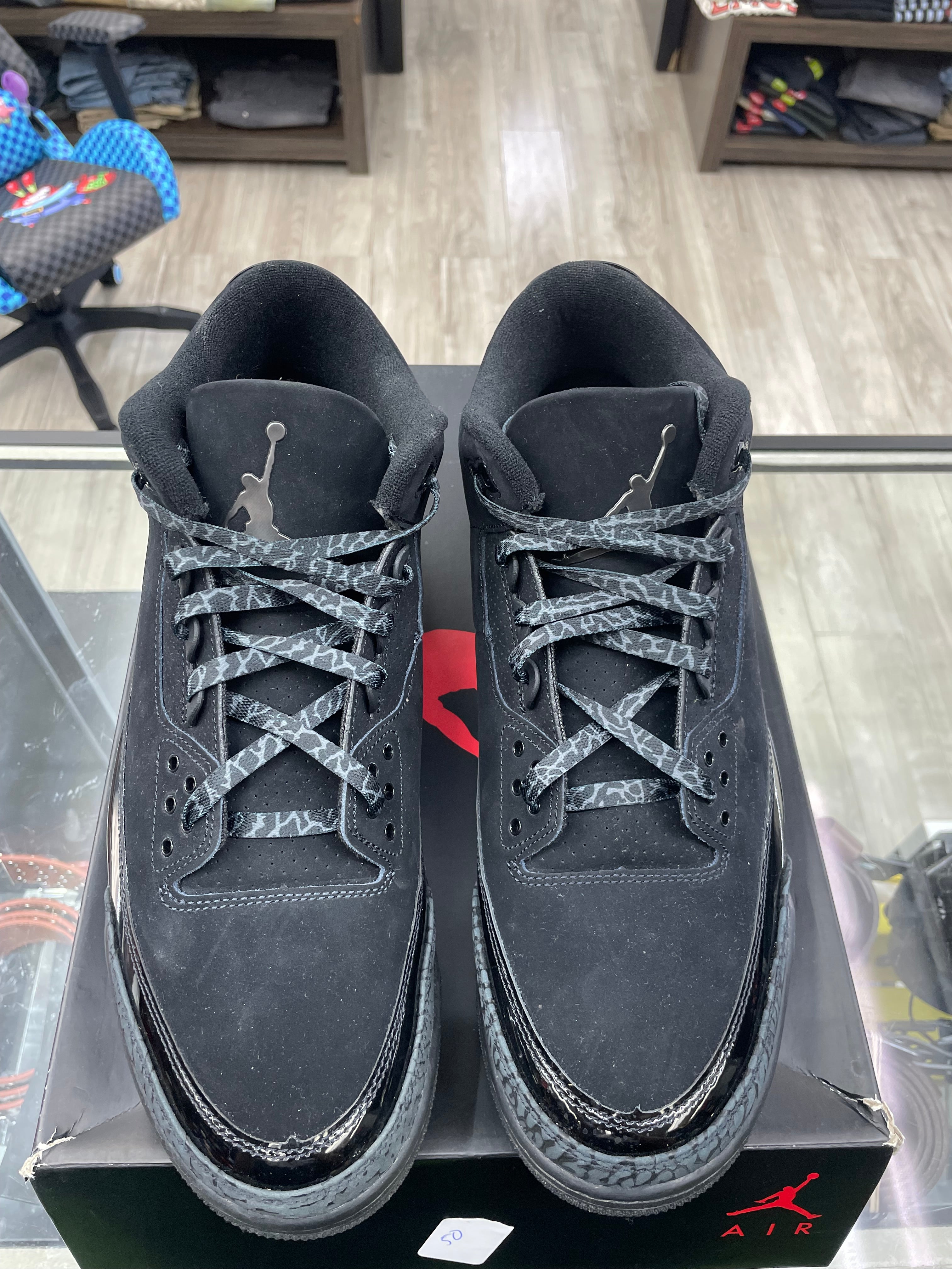 Air Jordan Retro 3 “Black Cat” *Size 13 Preowned* (CT8532-001)