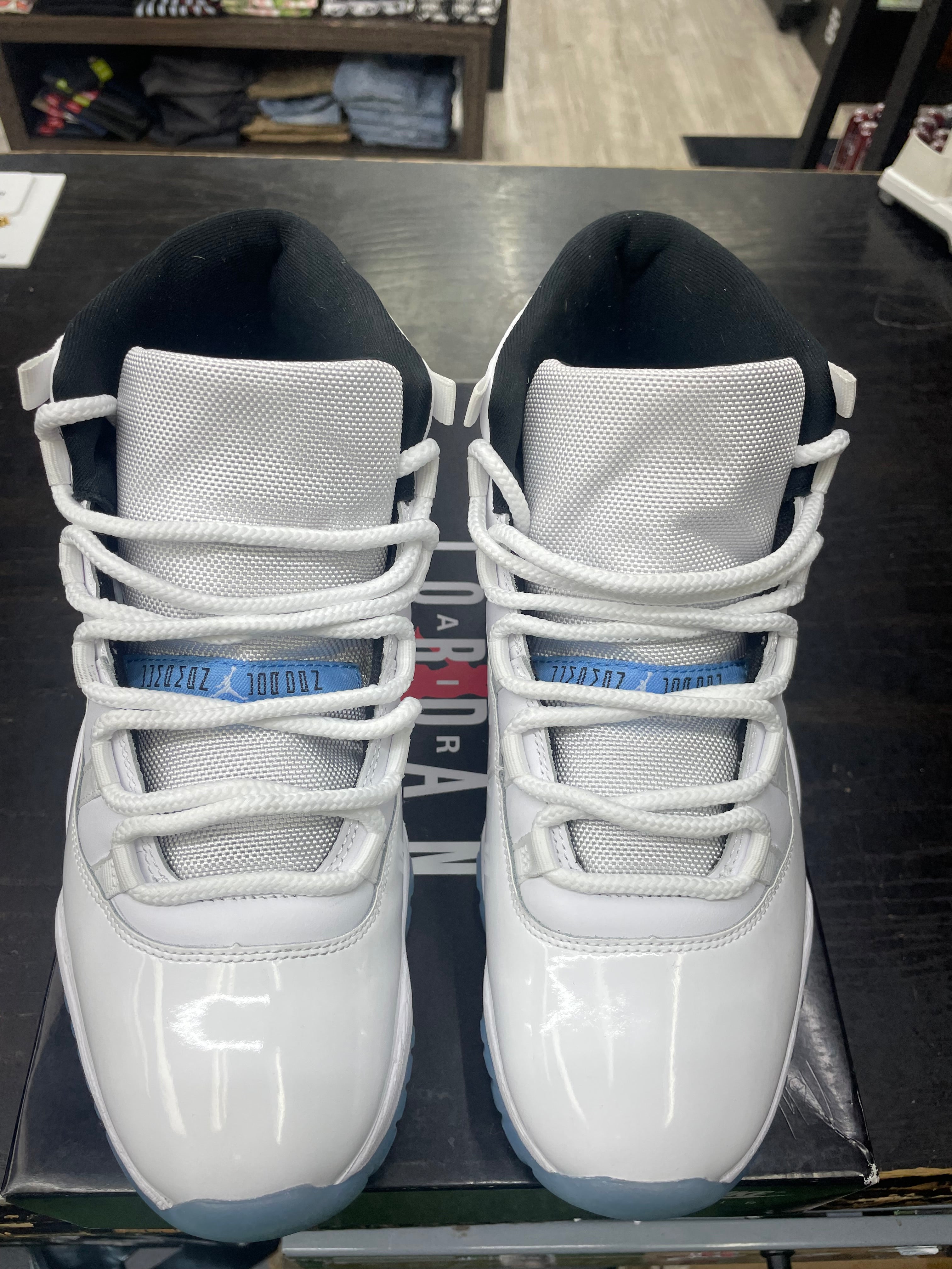Air Jordan Retro 11 “Legend Blue” *Size 10.5 Preowned* (CT8012-104)